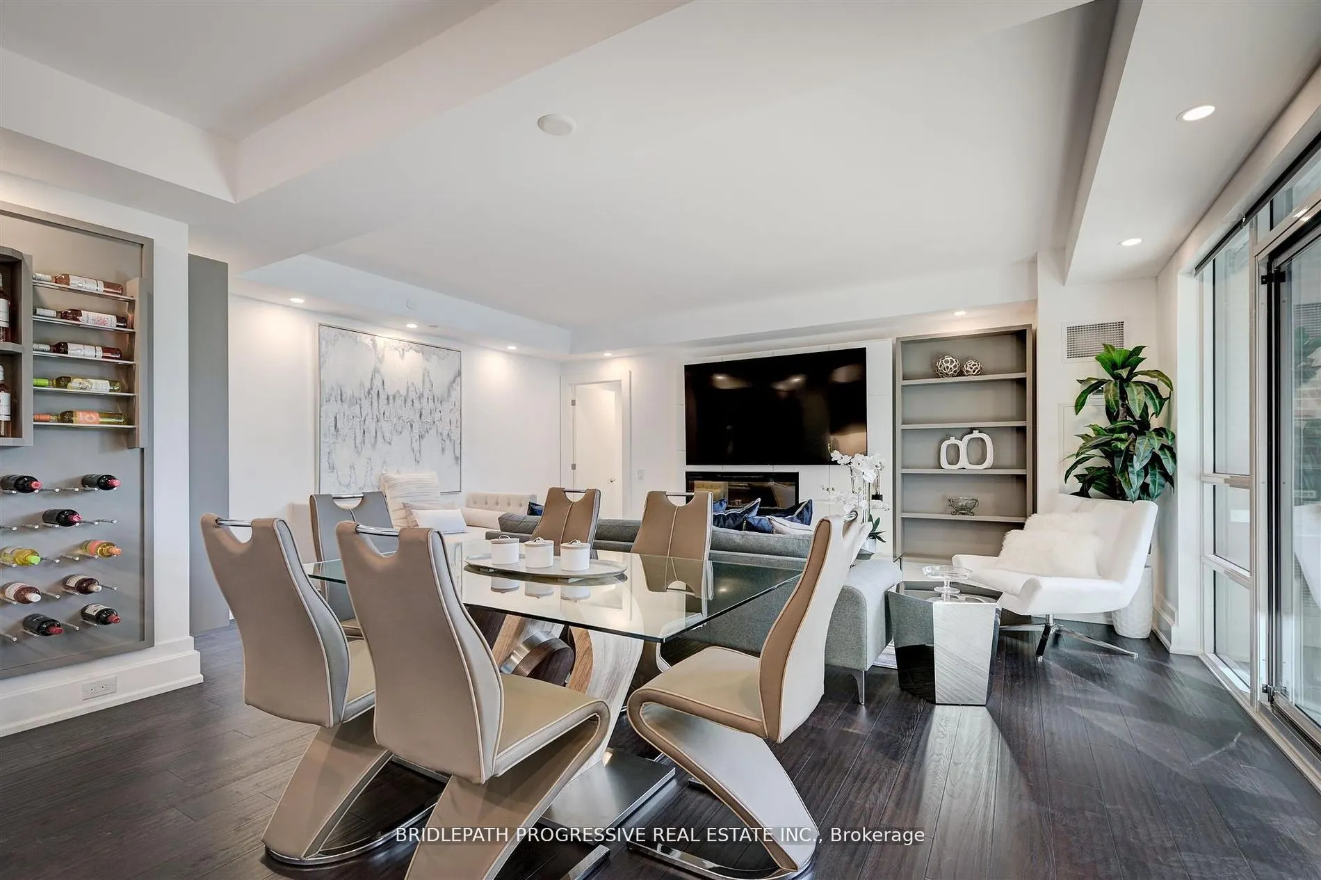 3 Southvale Drive, #401
