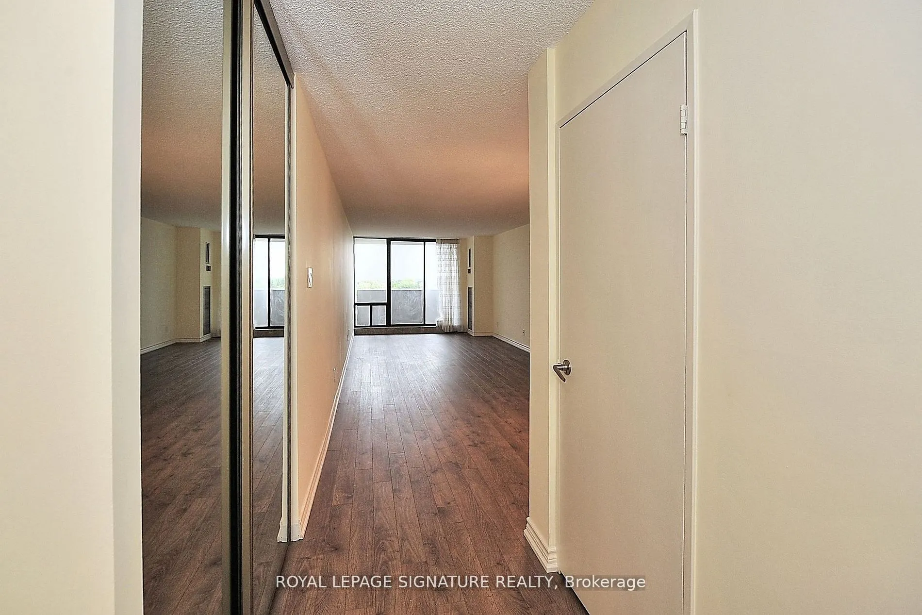 10 Tangreen Court, #702