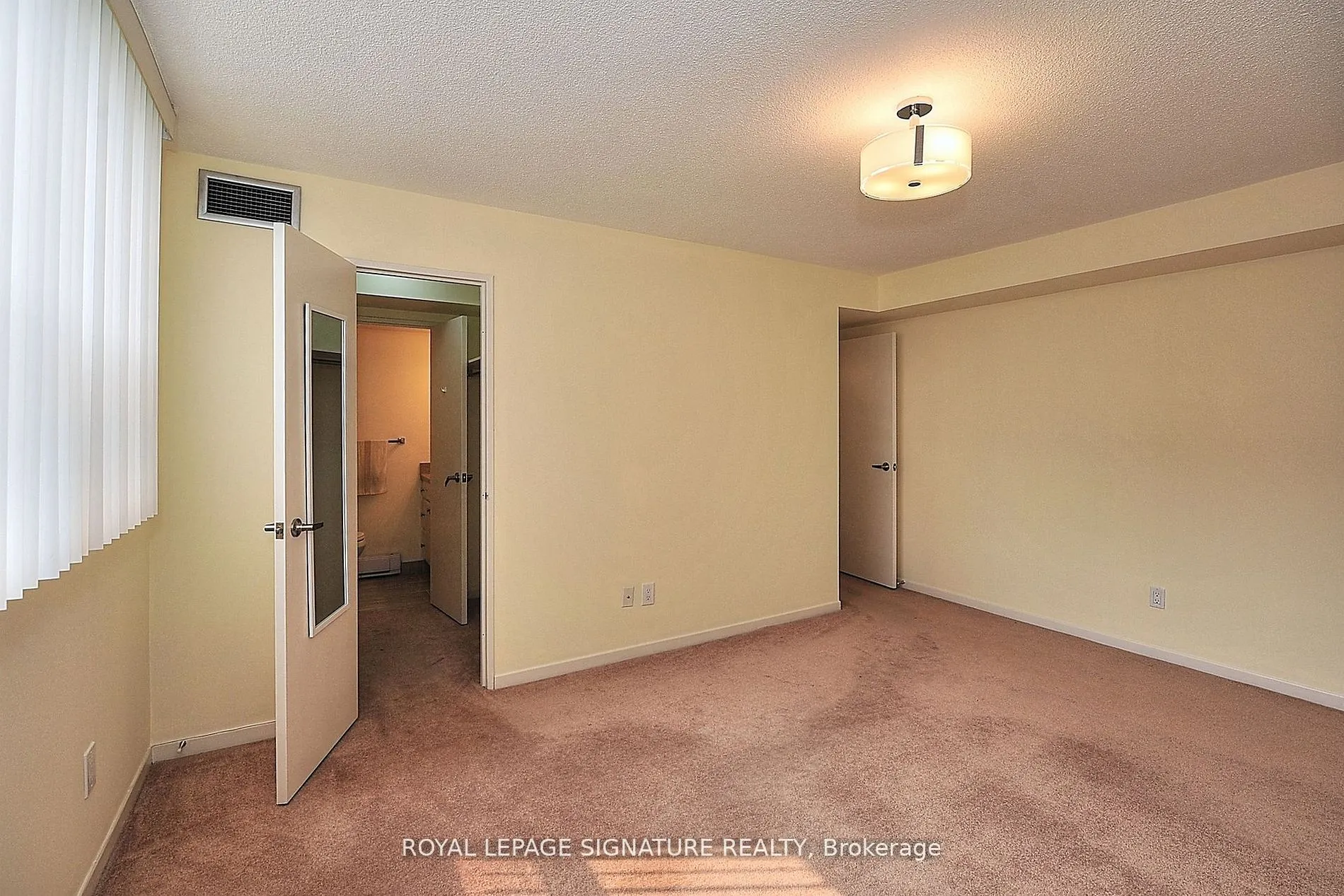 10 Tangreen Court, #702