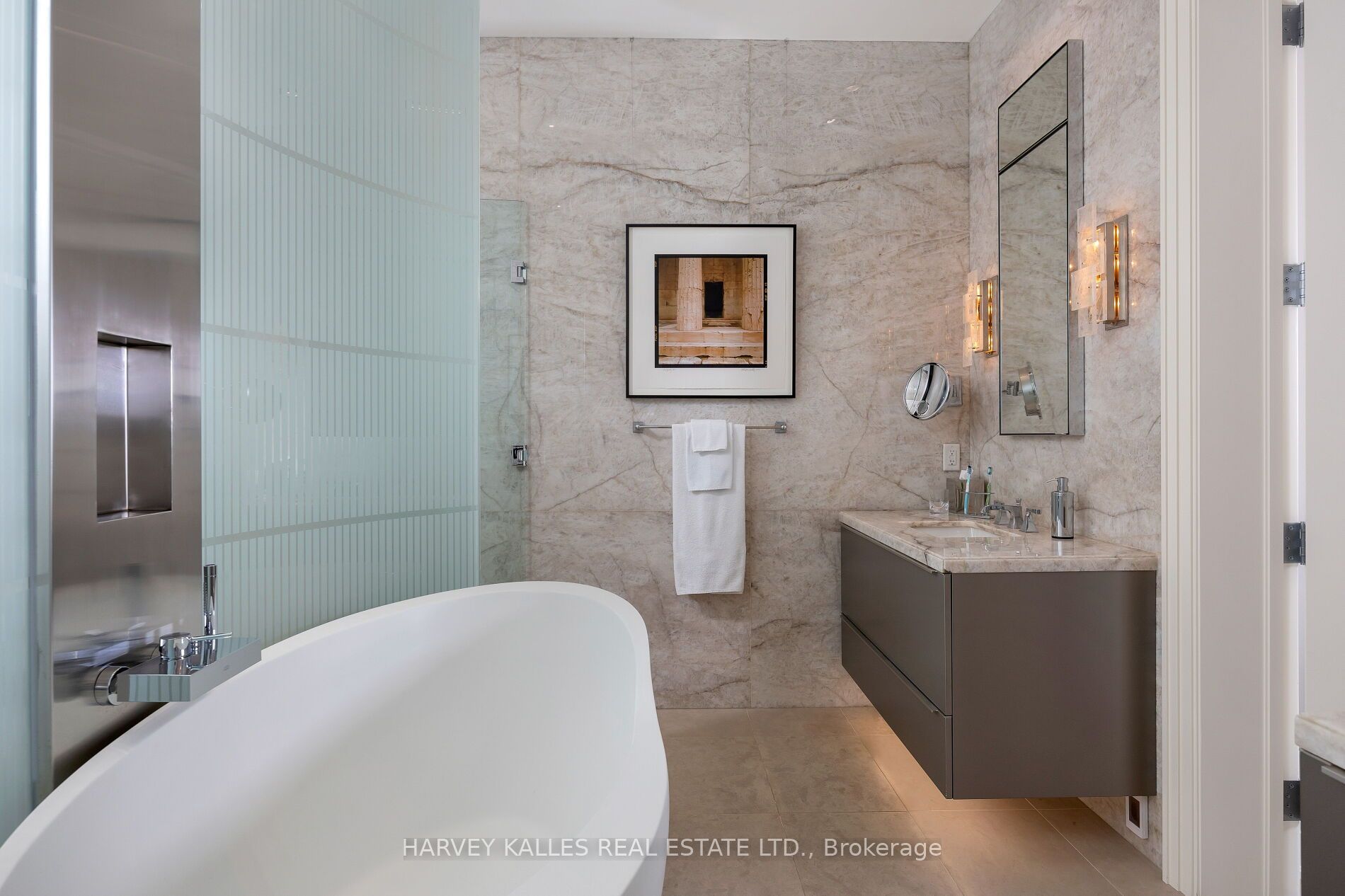 206 Bloor Street W #1501