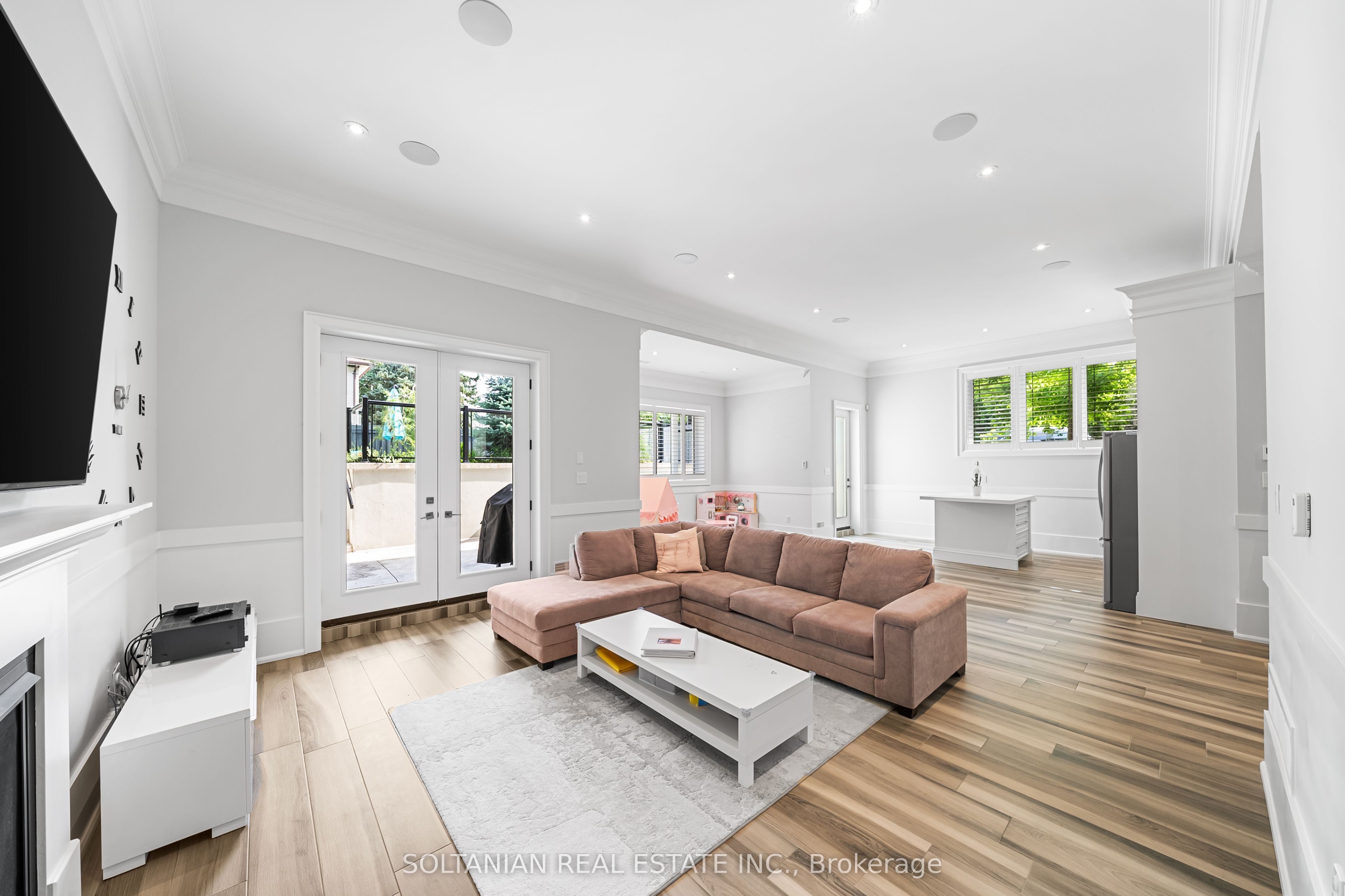 111 Codsell Avenue
