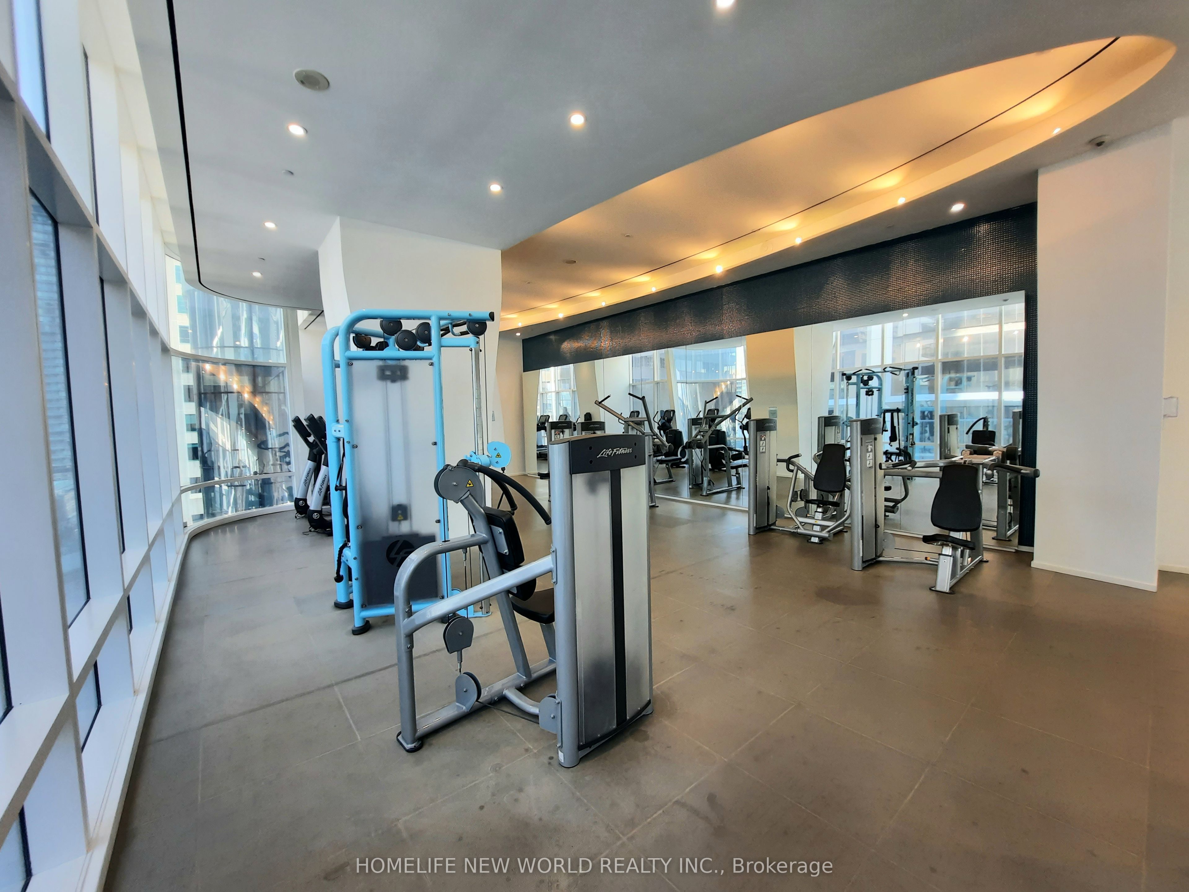 1 Bloor Street E #6902