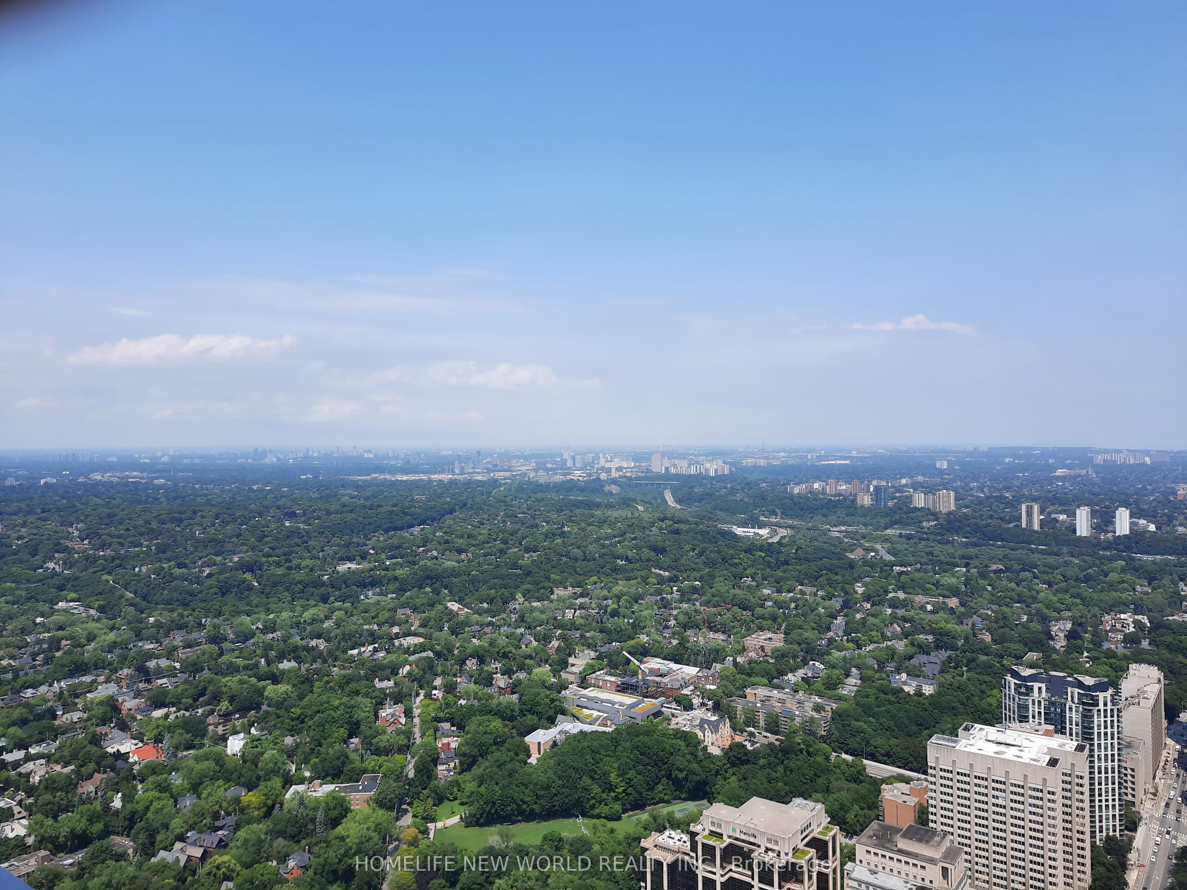 1 Bloor Street E #6902
