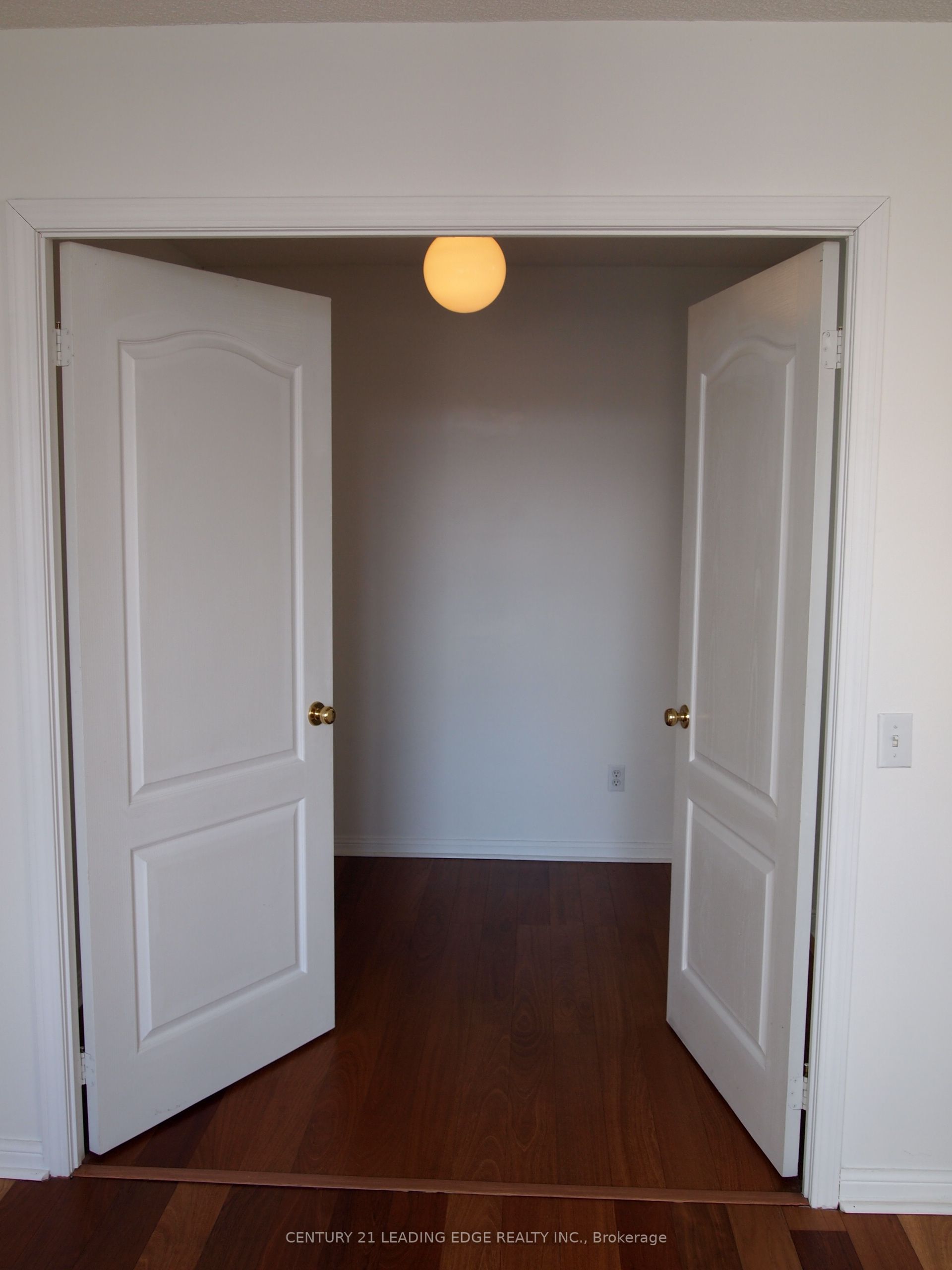 373 Front Street W, #307