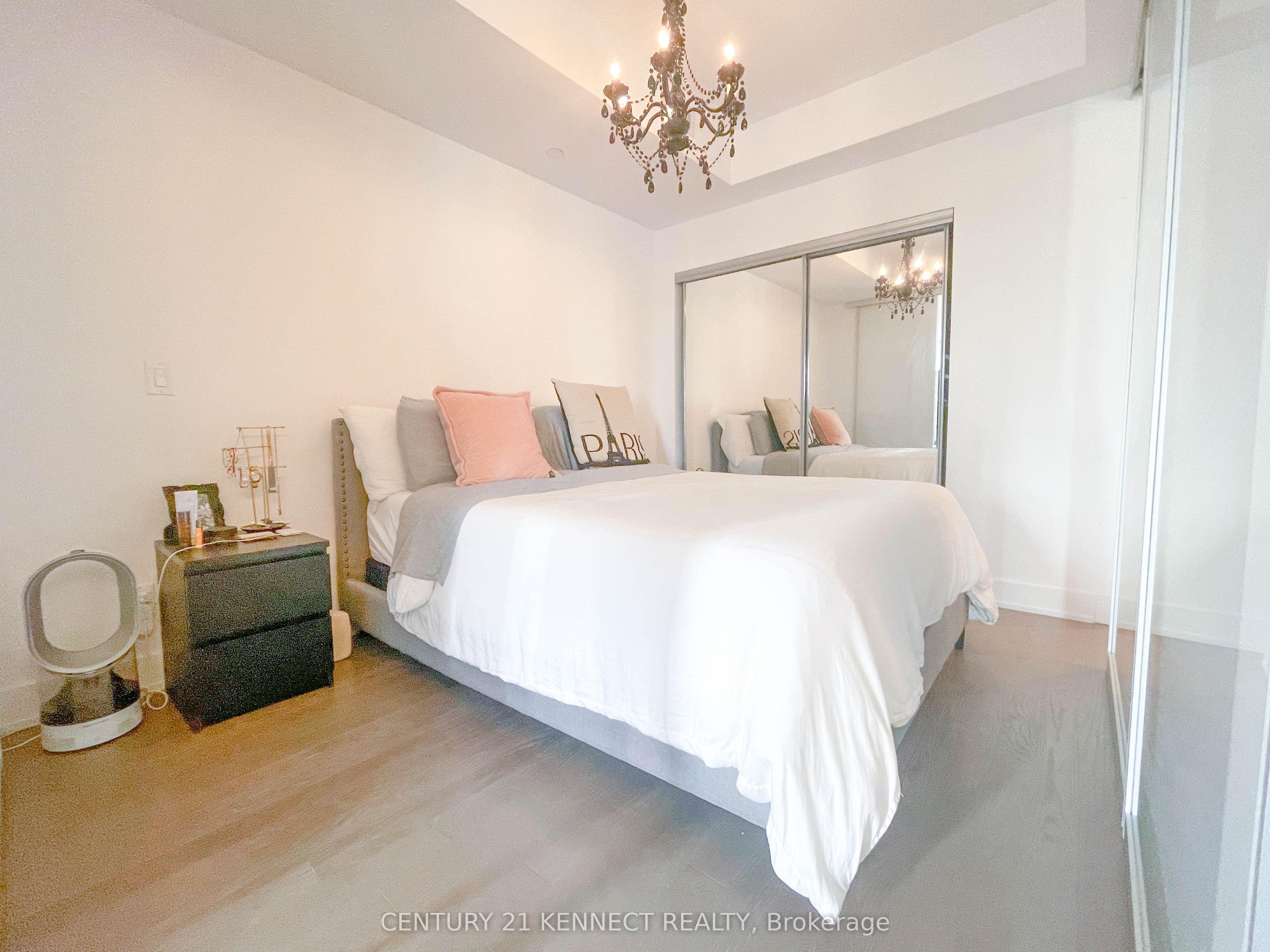 3018 Yonge Street, #613