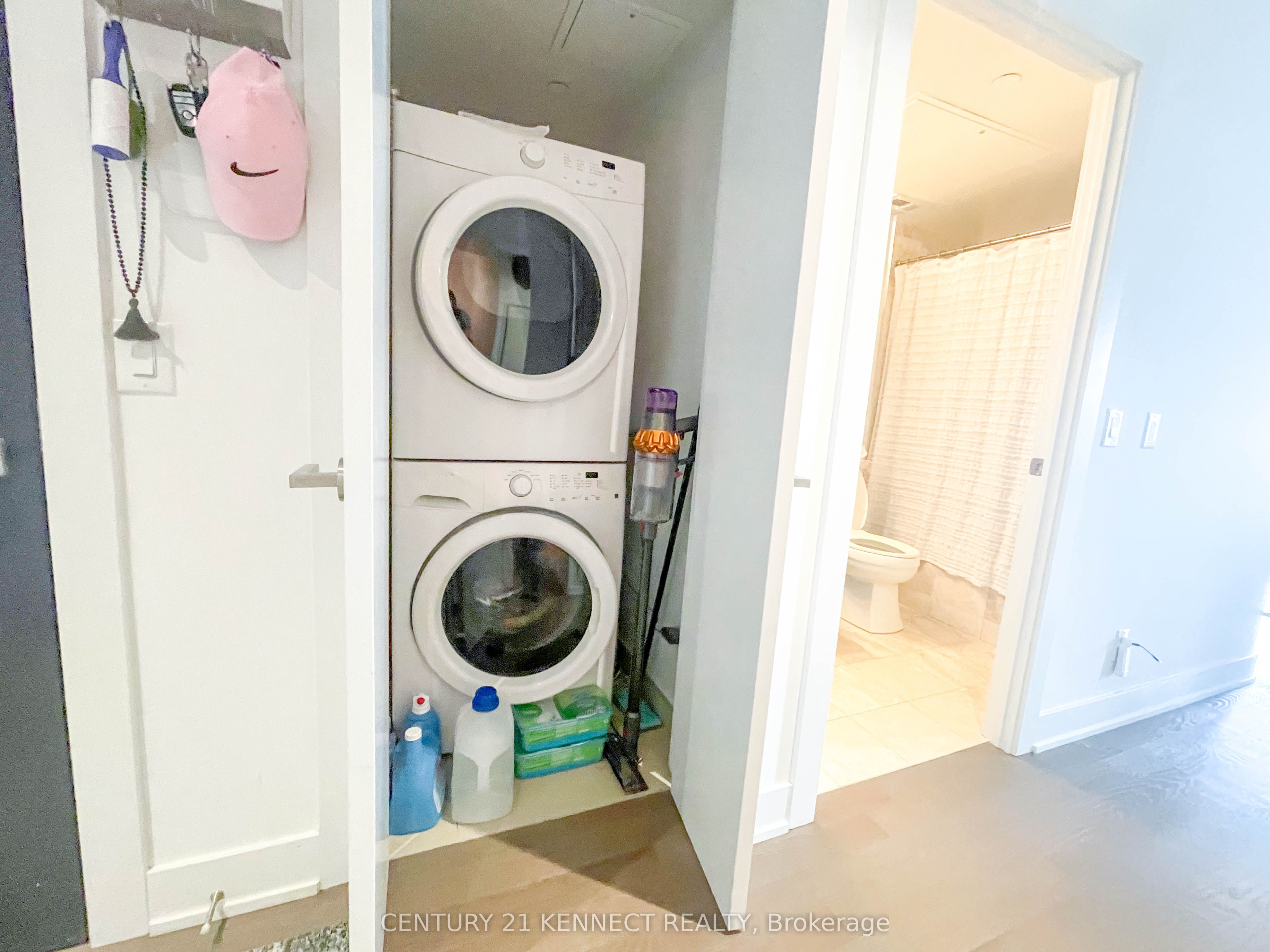 3018 Yonge Street, #613