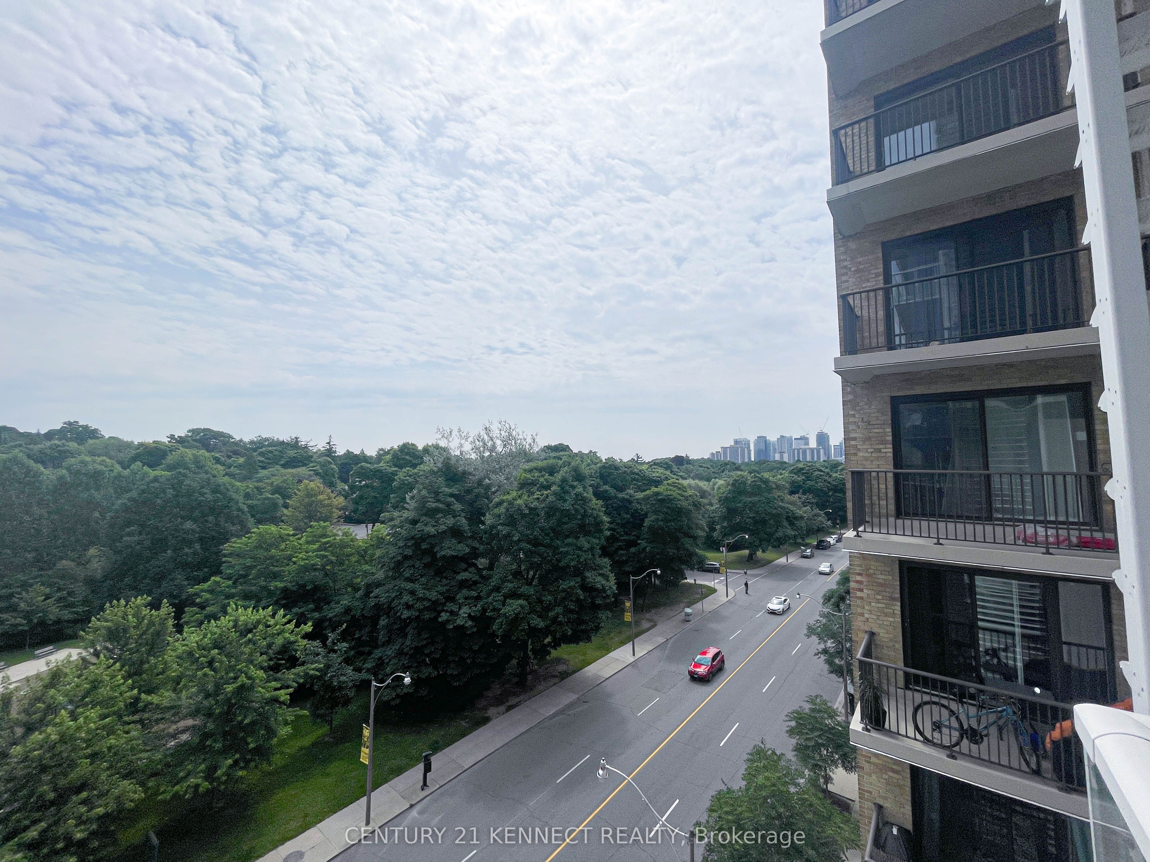 3018 Yonge Street, #613