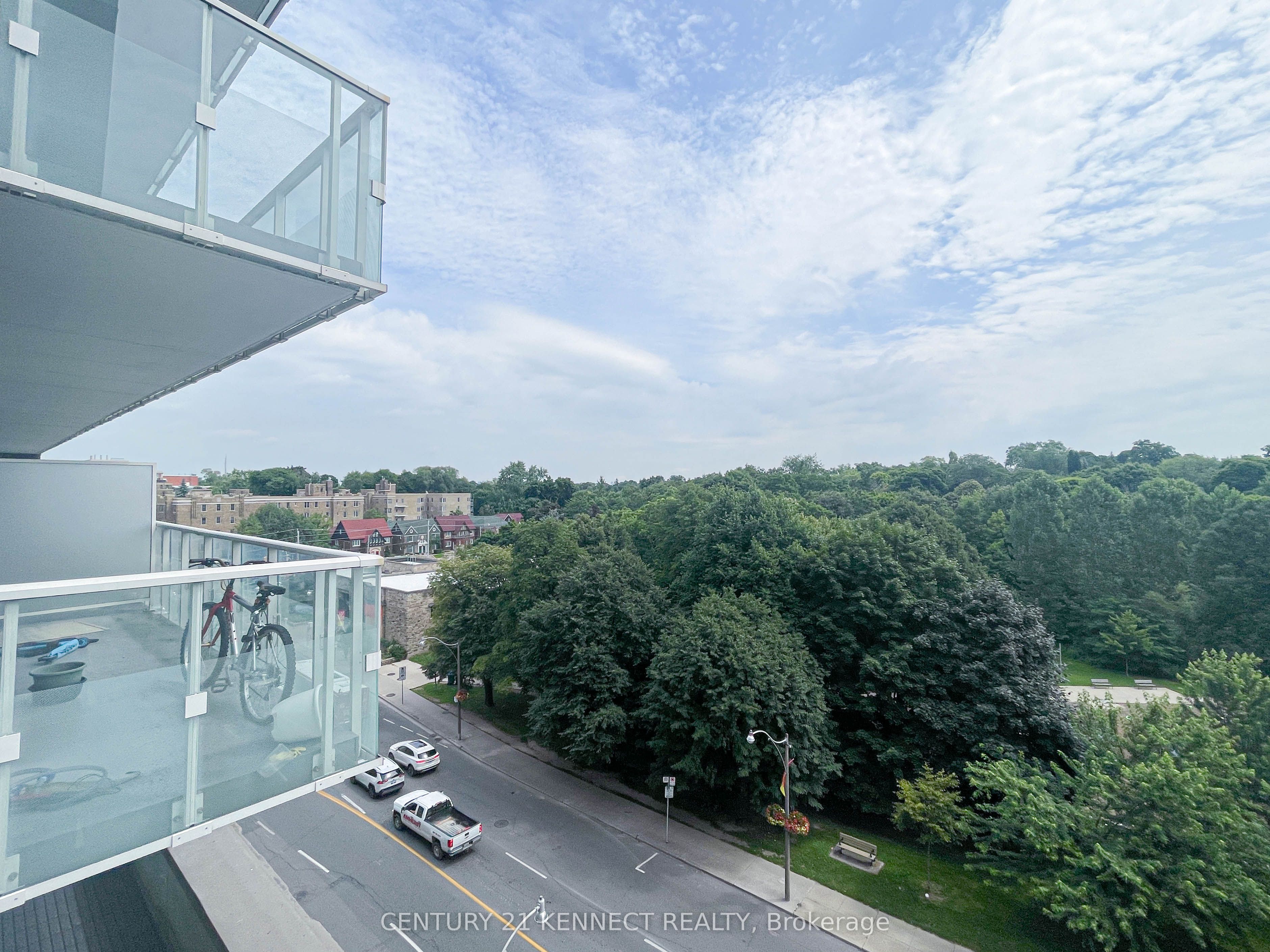 3018 Yonge Street, #613