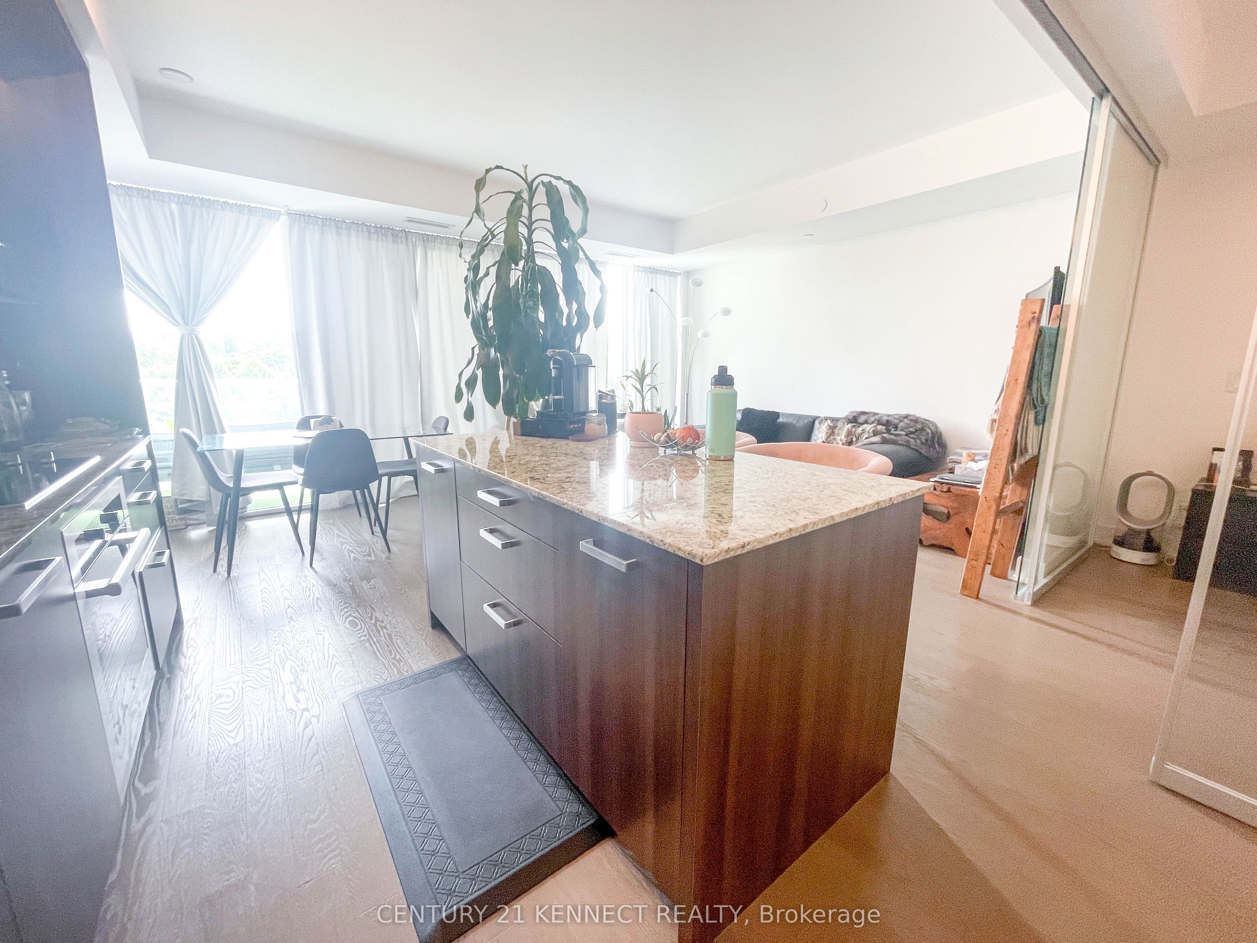 3018 Yonge Street, #613