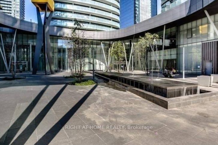 14 York Street #708