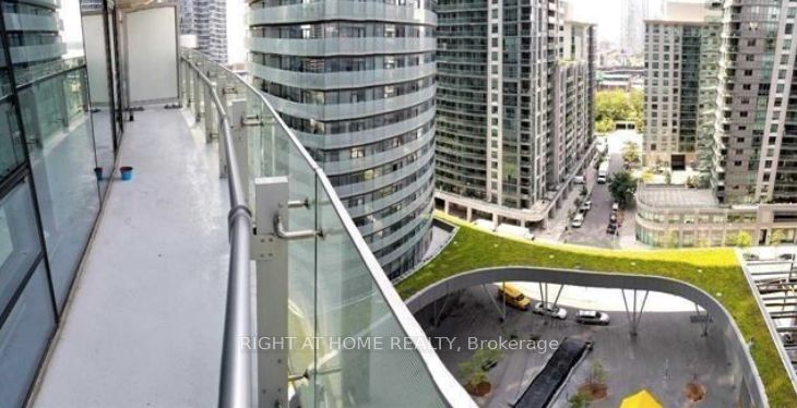 14 York Street #708