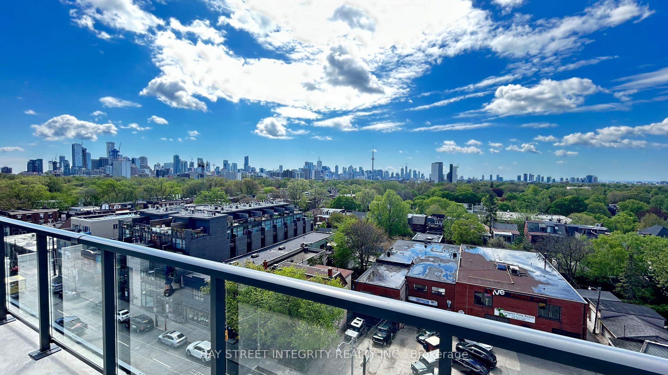 500 DUPONT Street #703