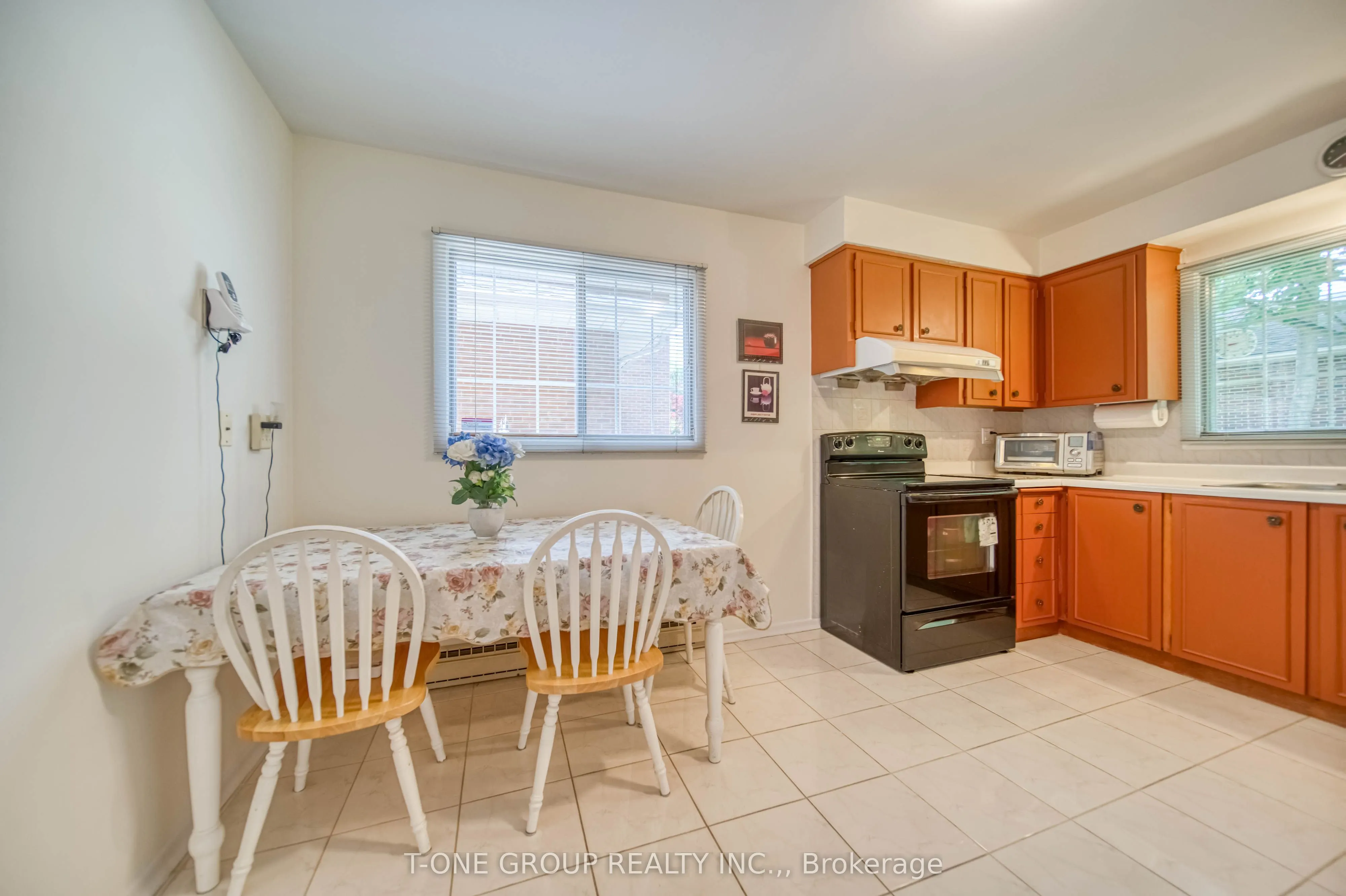20 Zircon Court