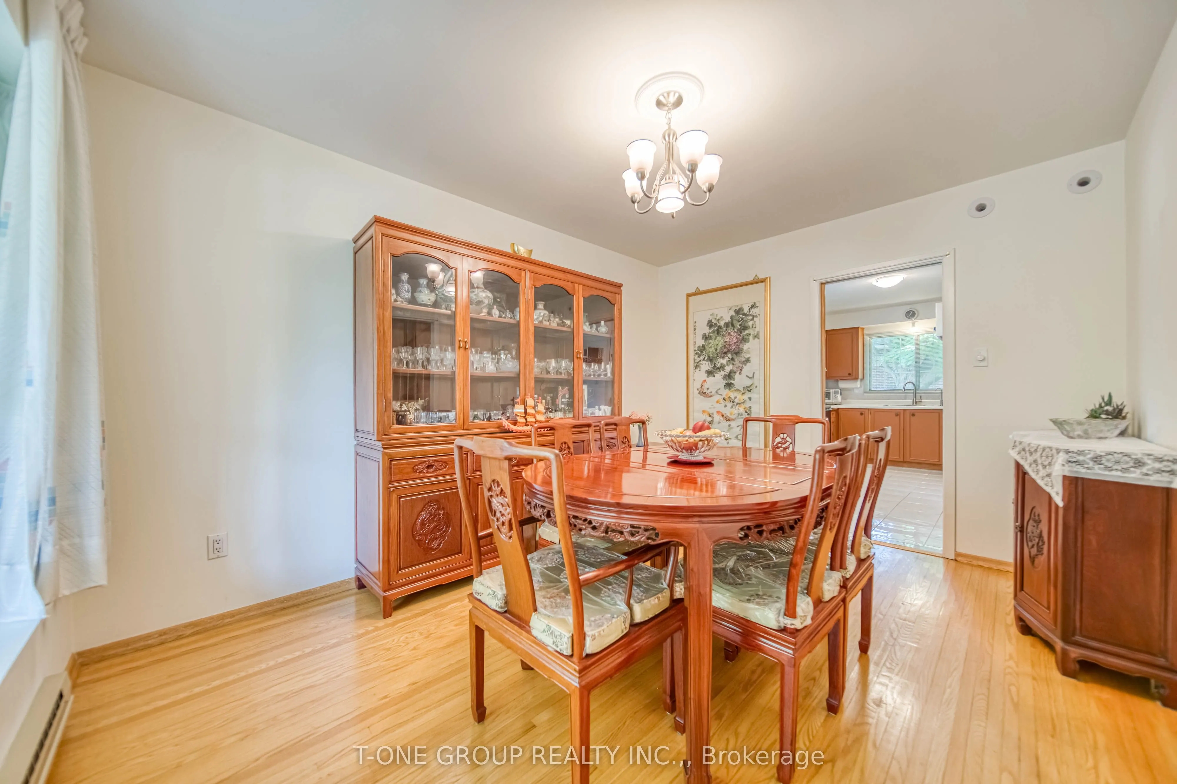 20 Zircon Court