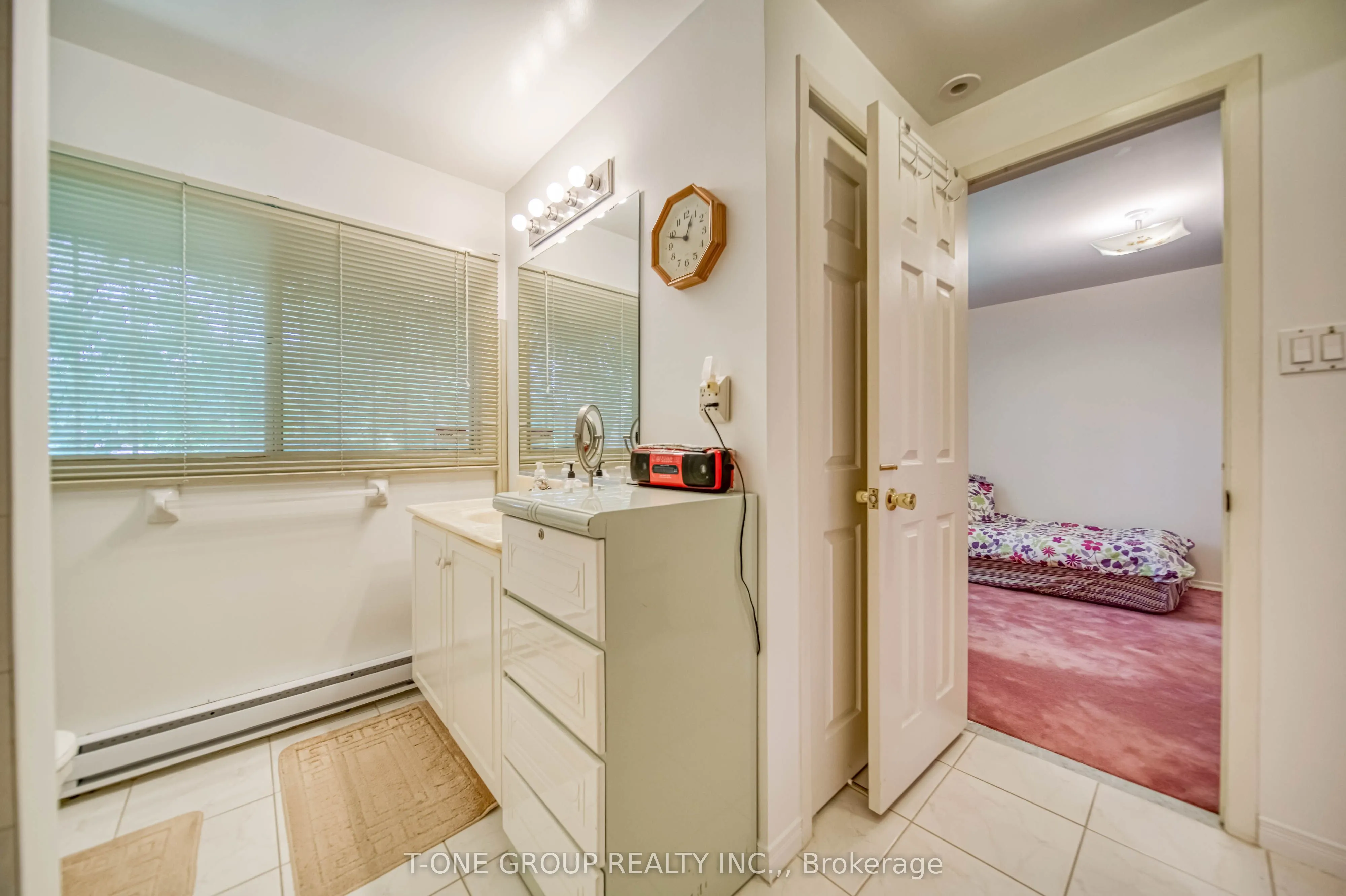 20 Zircon Court