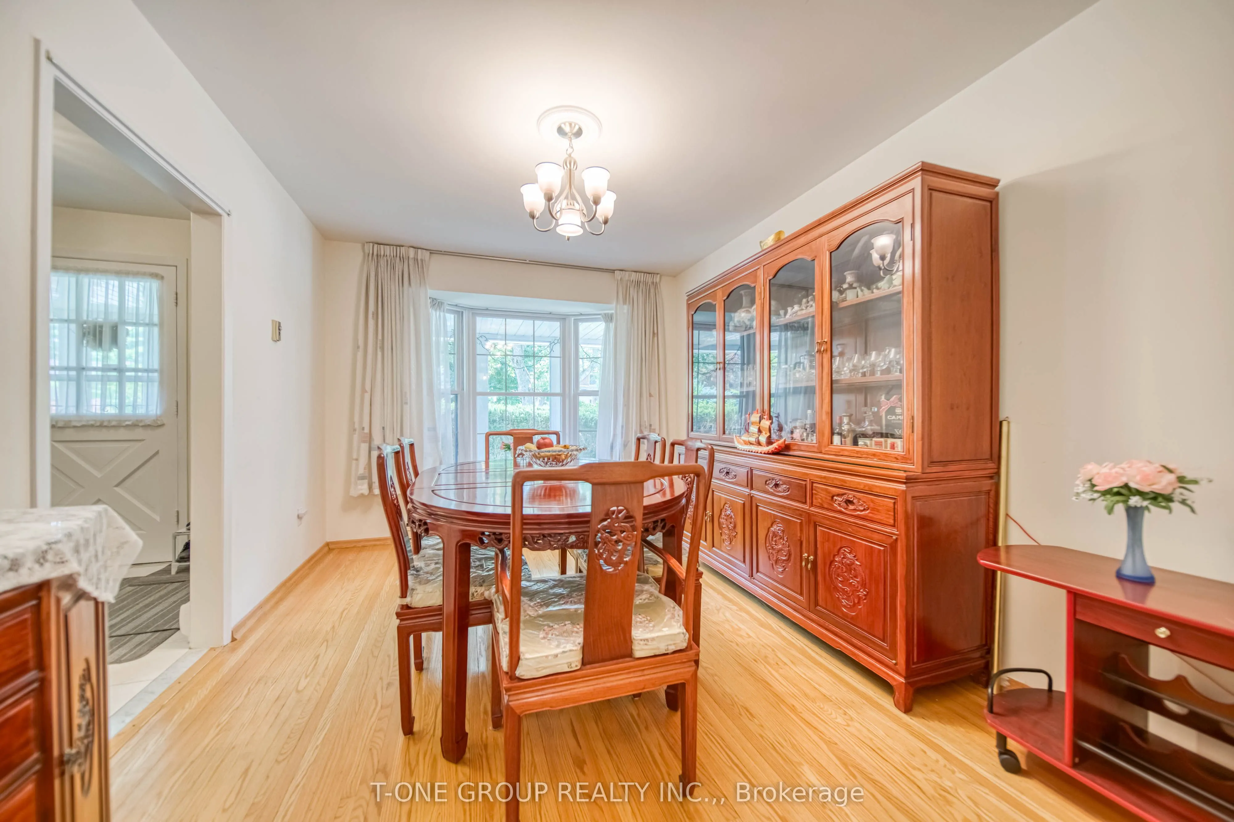20 Zircon Court