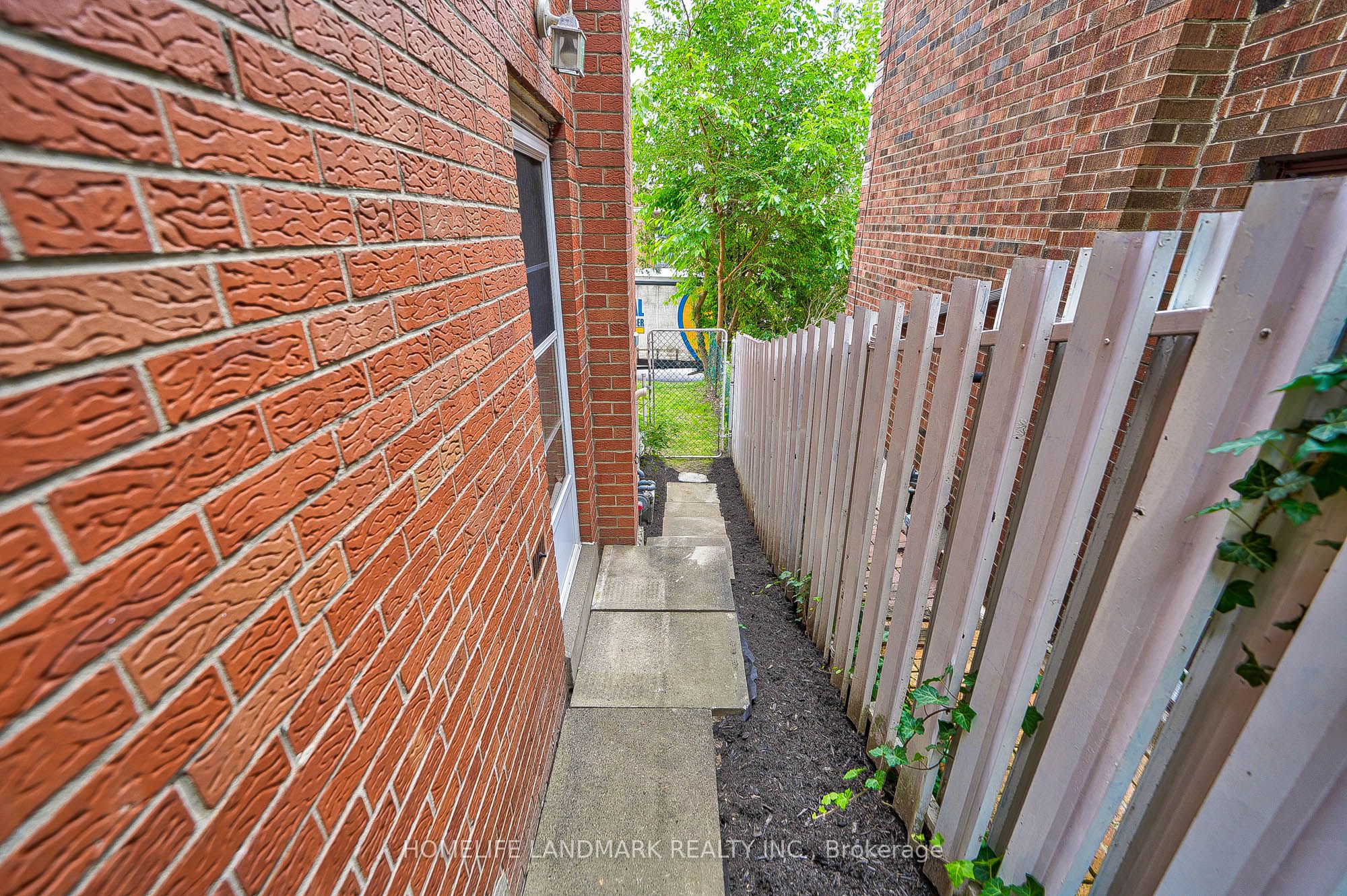 796 Davenport Road
