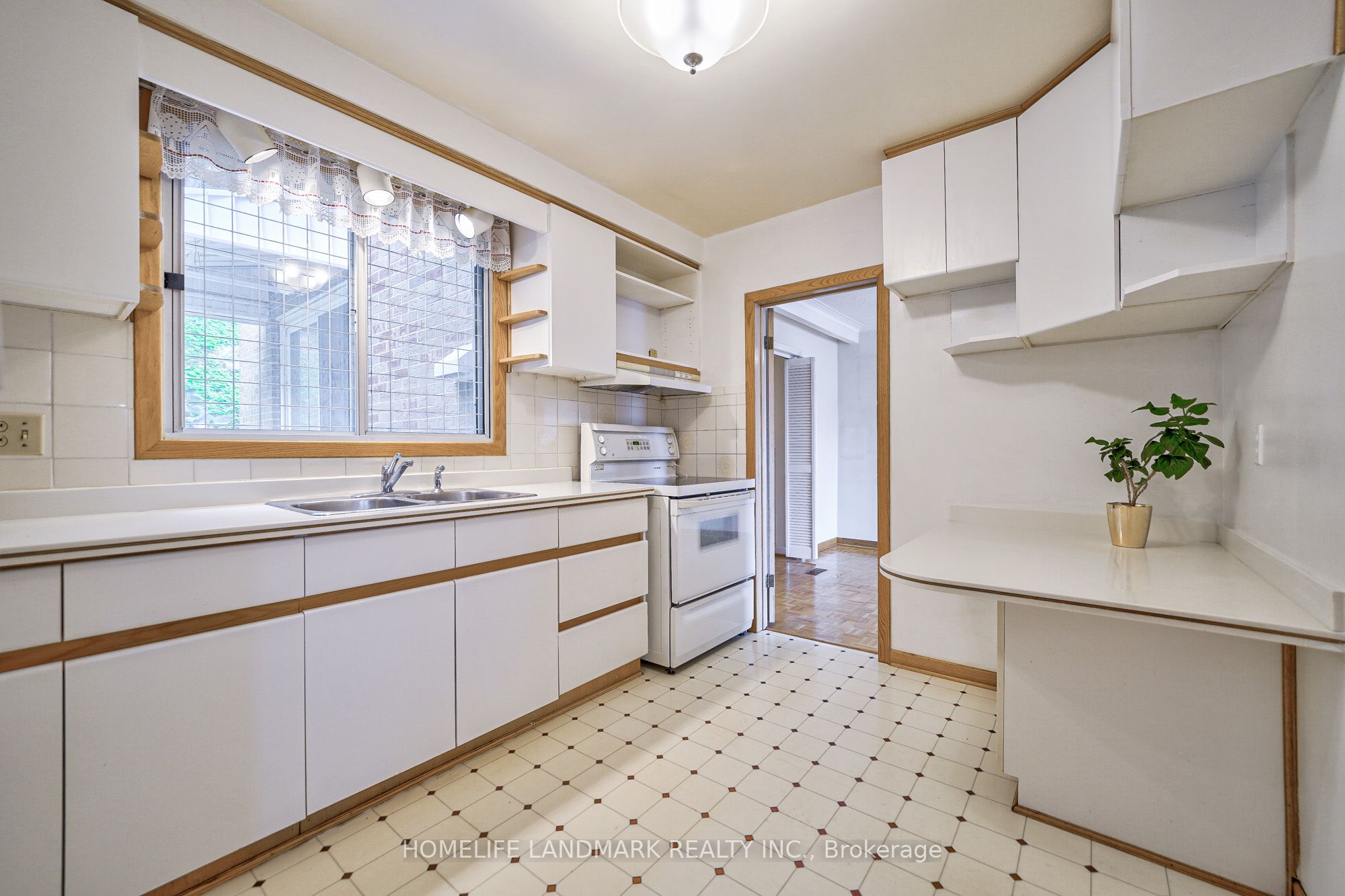 796 Davenport Road