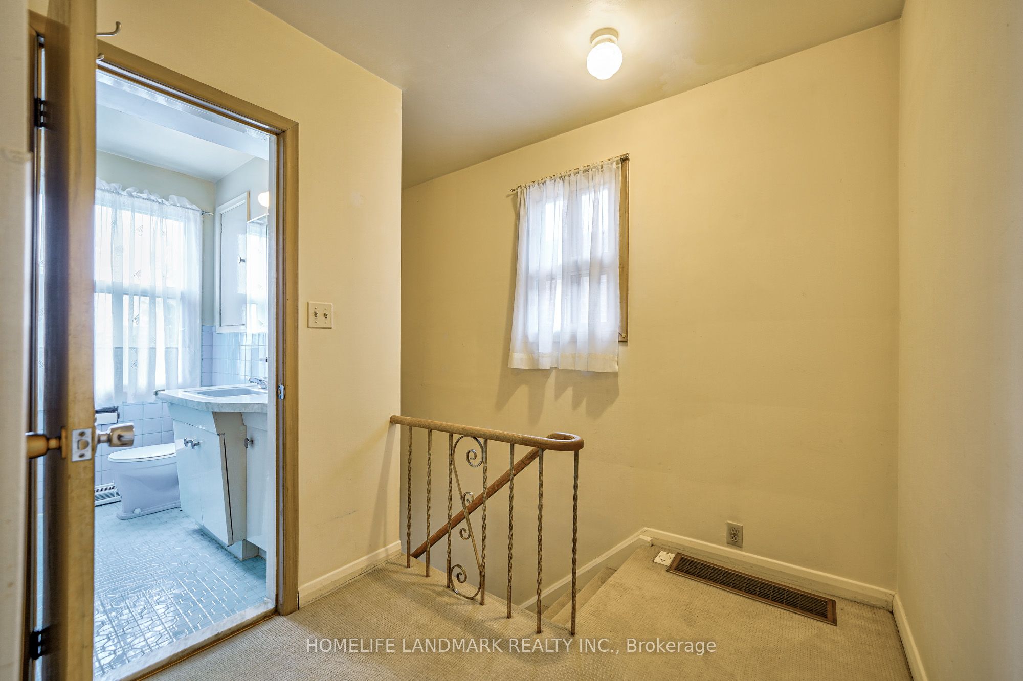 796 Davenport Road