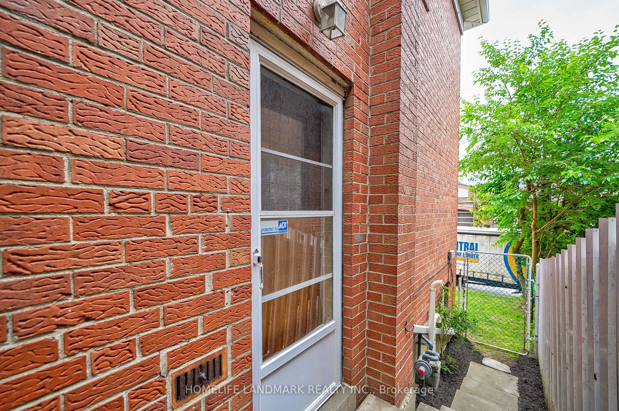 796 Davenport Road