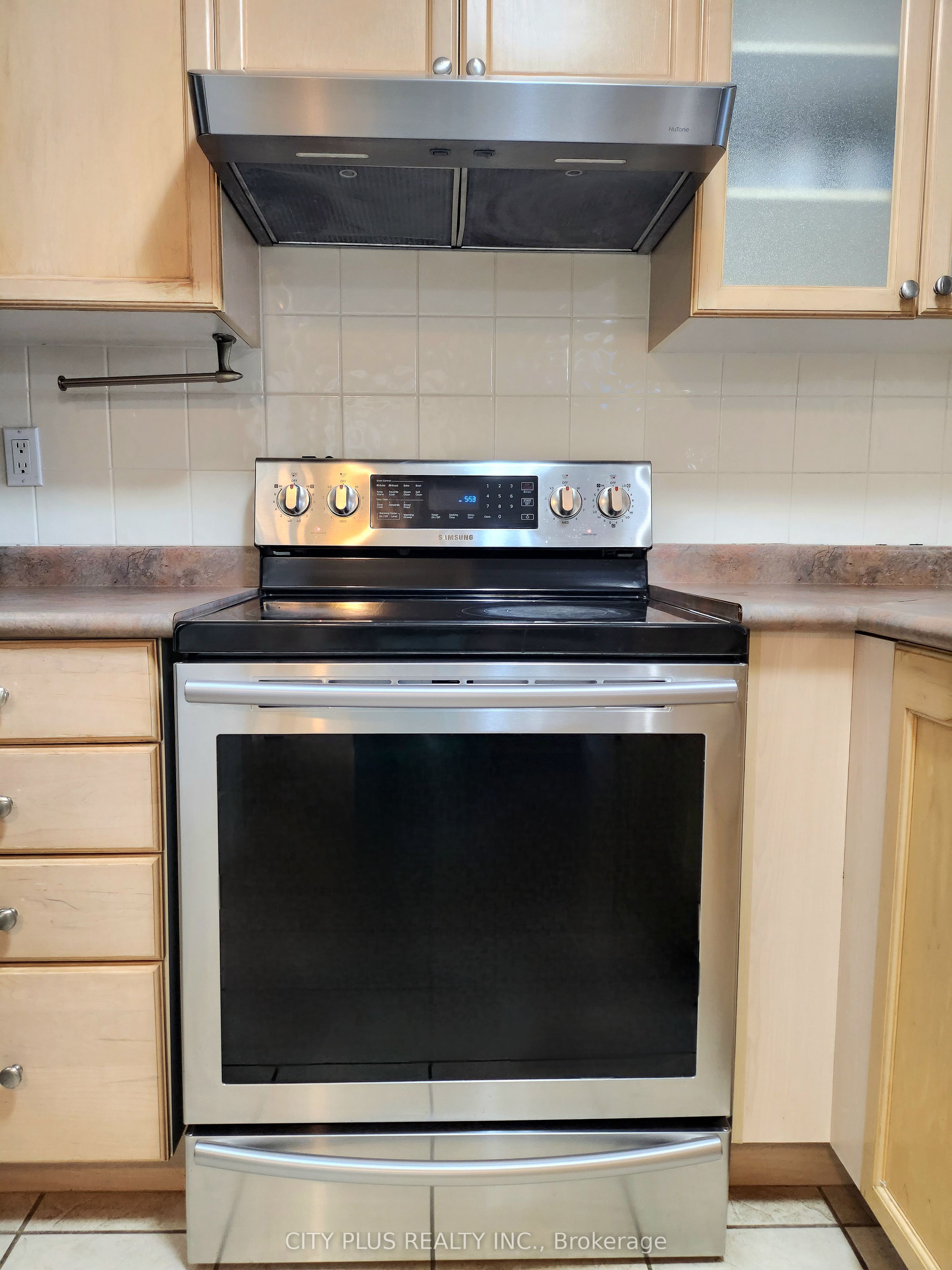 188 Doris Avenue, #411