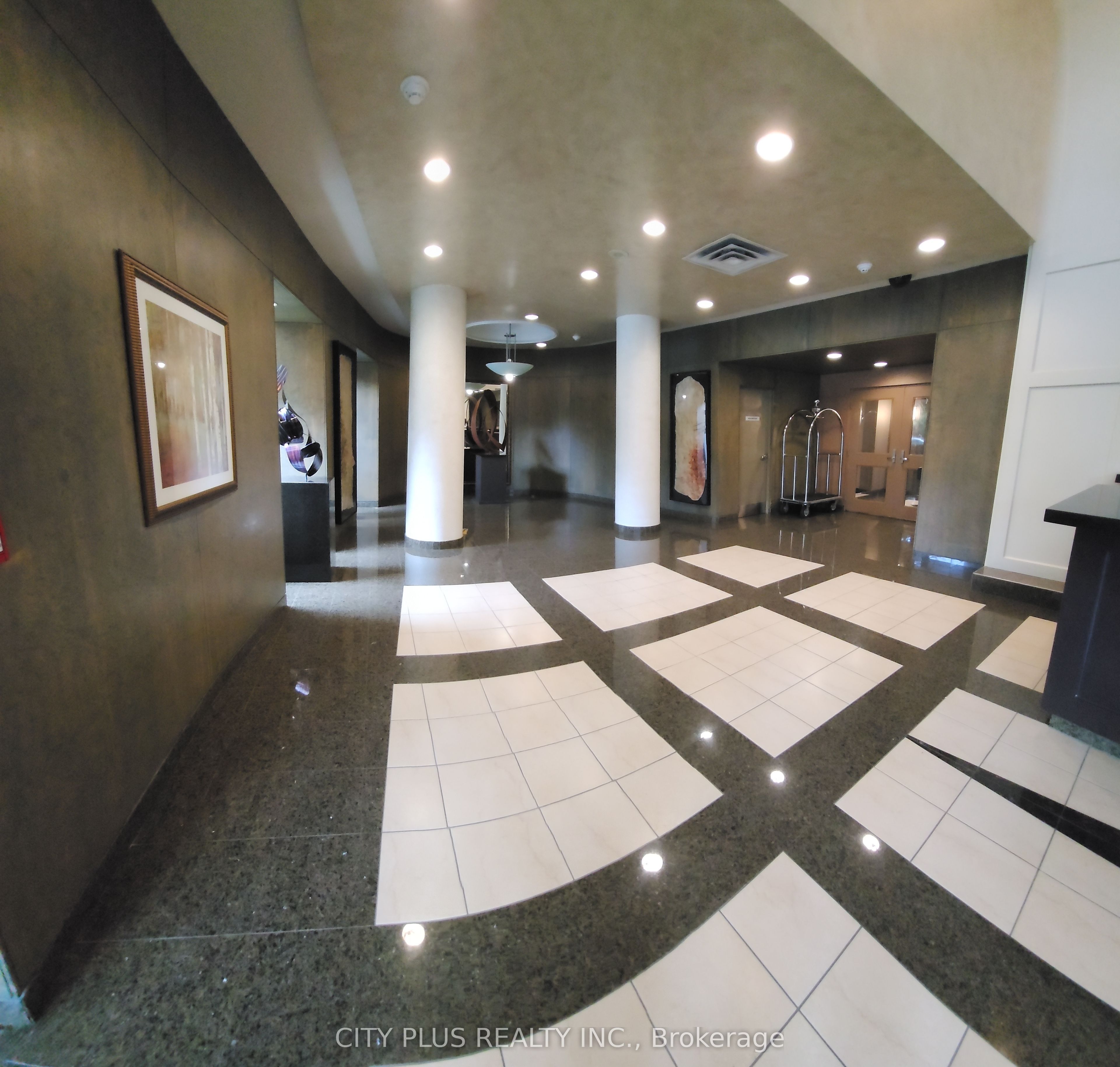 188 Doris Avenue, #411
