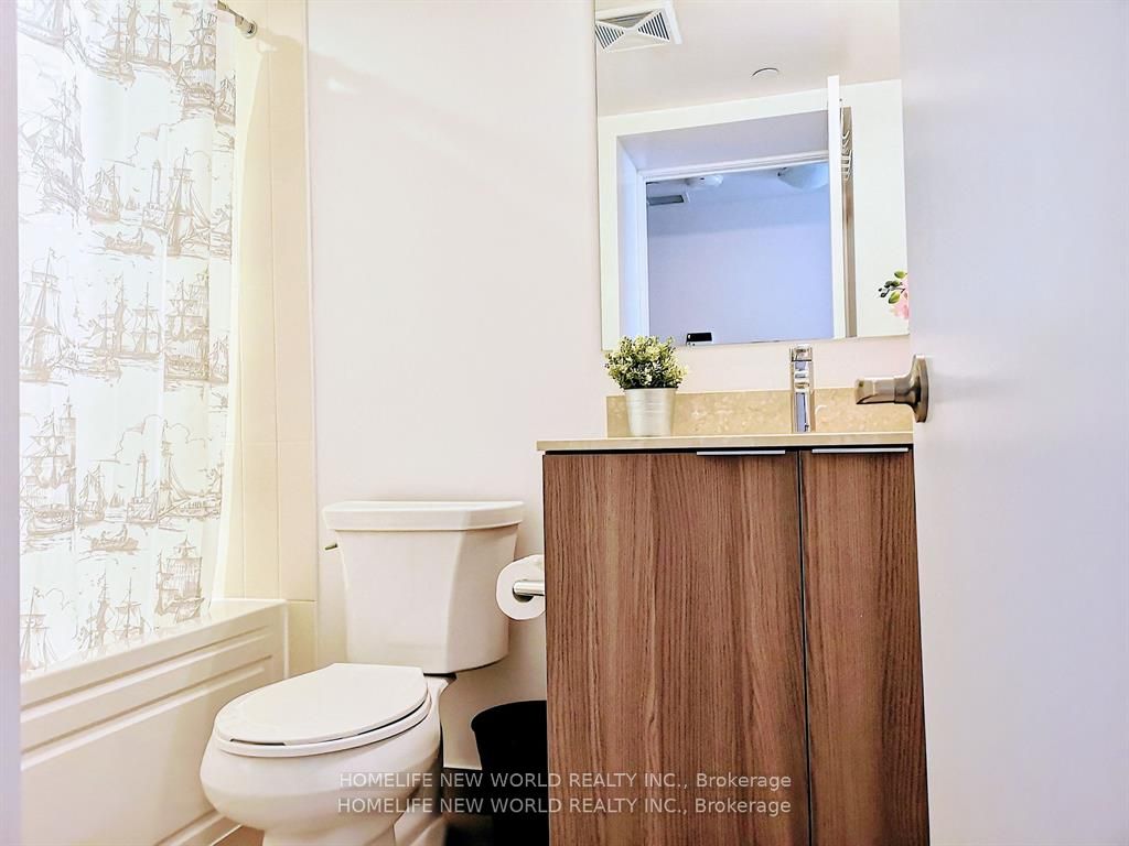 955 Bay Street, #1108
