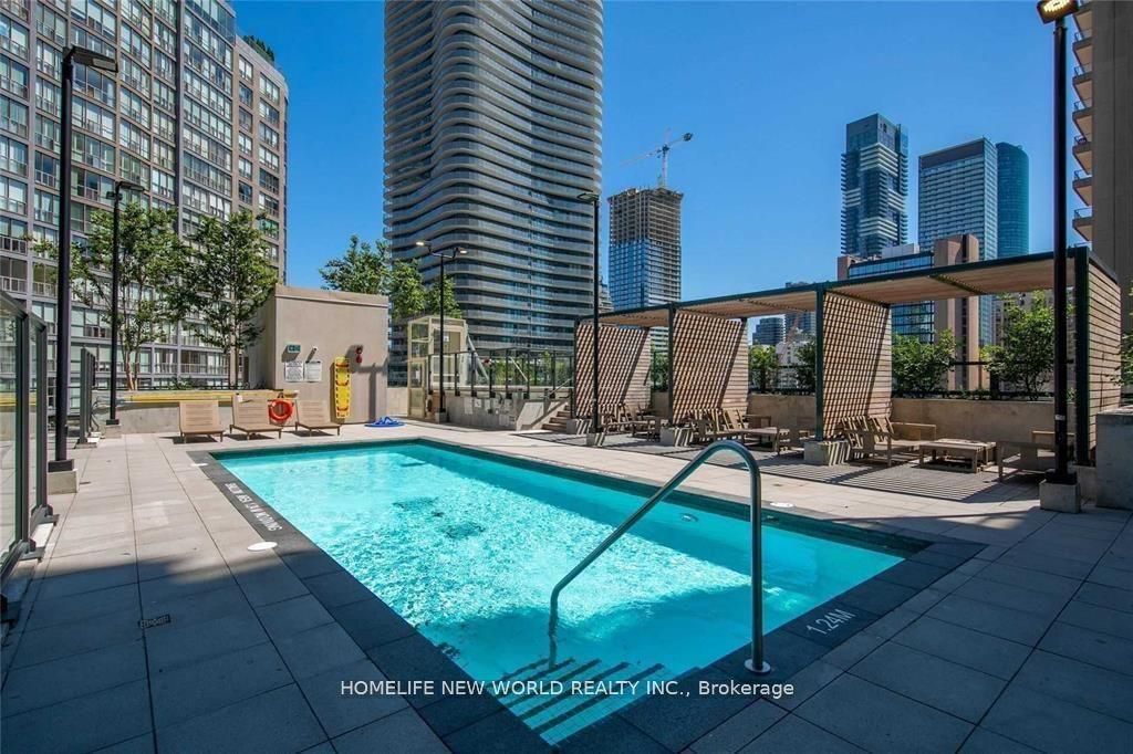 955 Bay Street, #1108