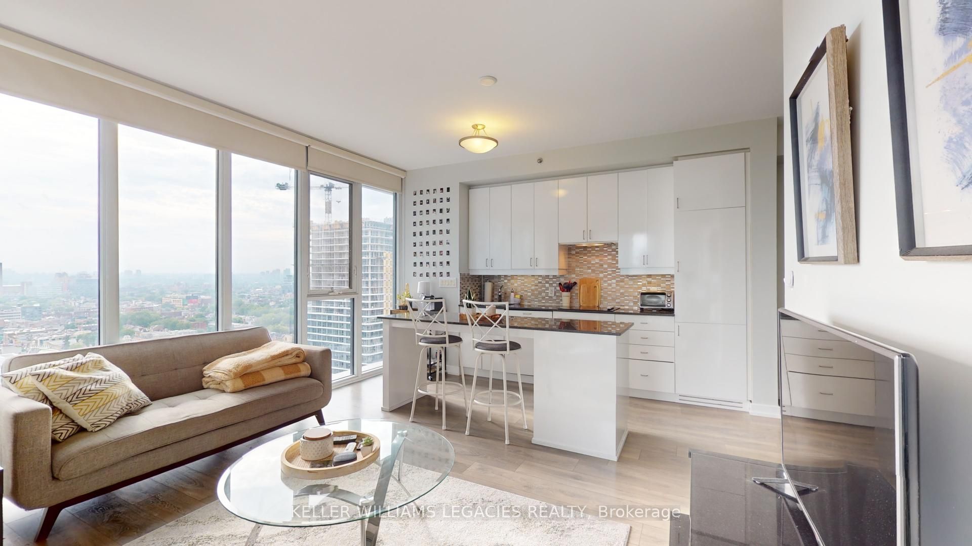 426 University Avenue #2503