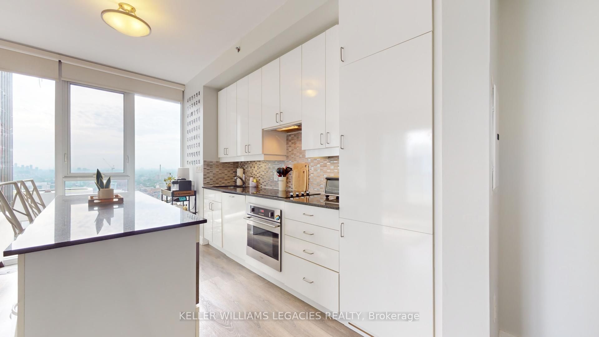 426 University Avenue #2503