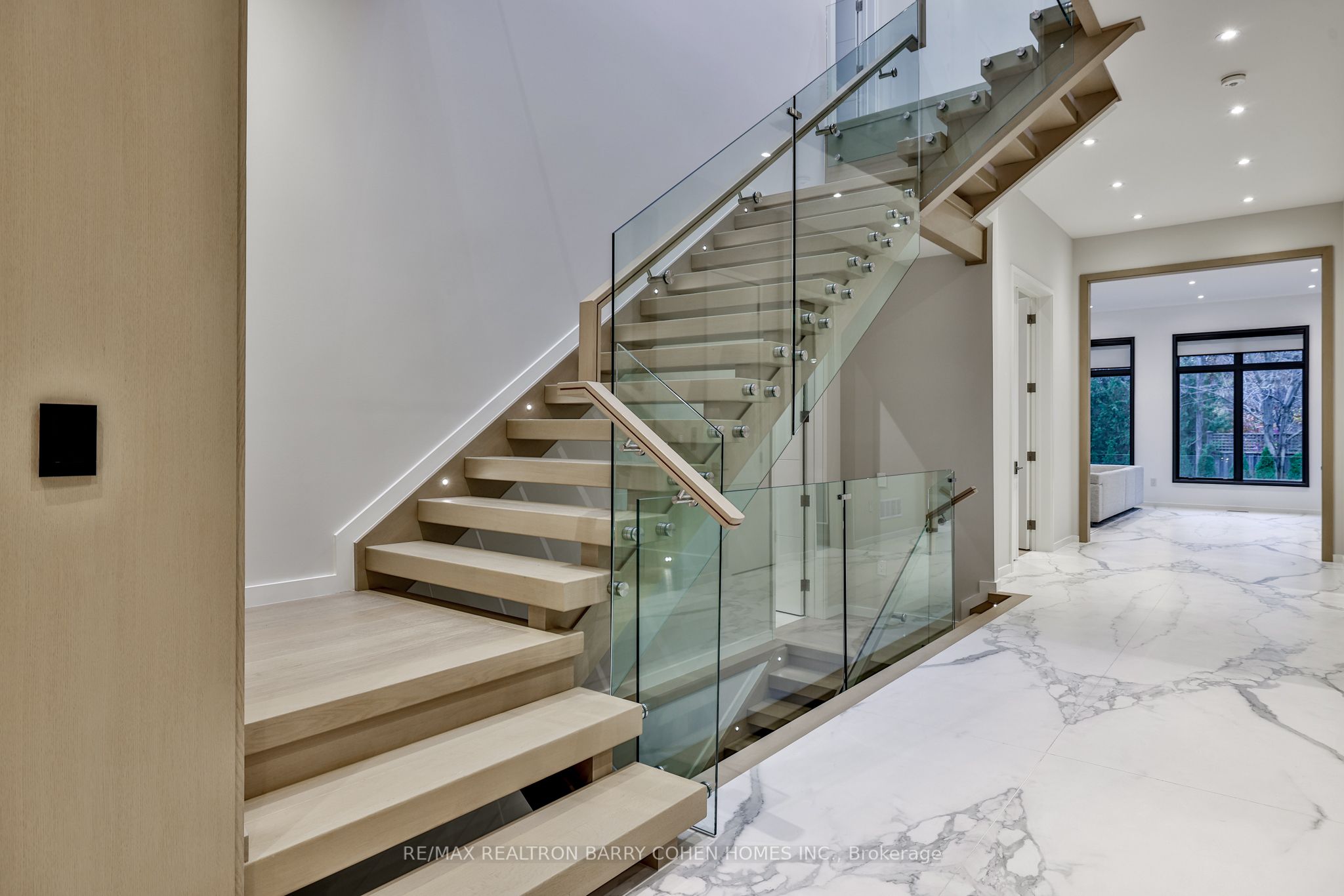 474 Russell Hill Road