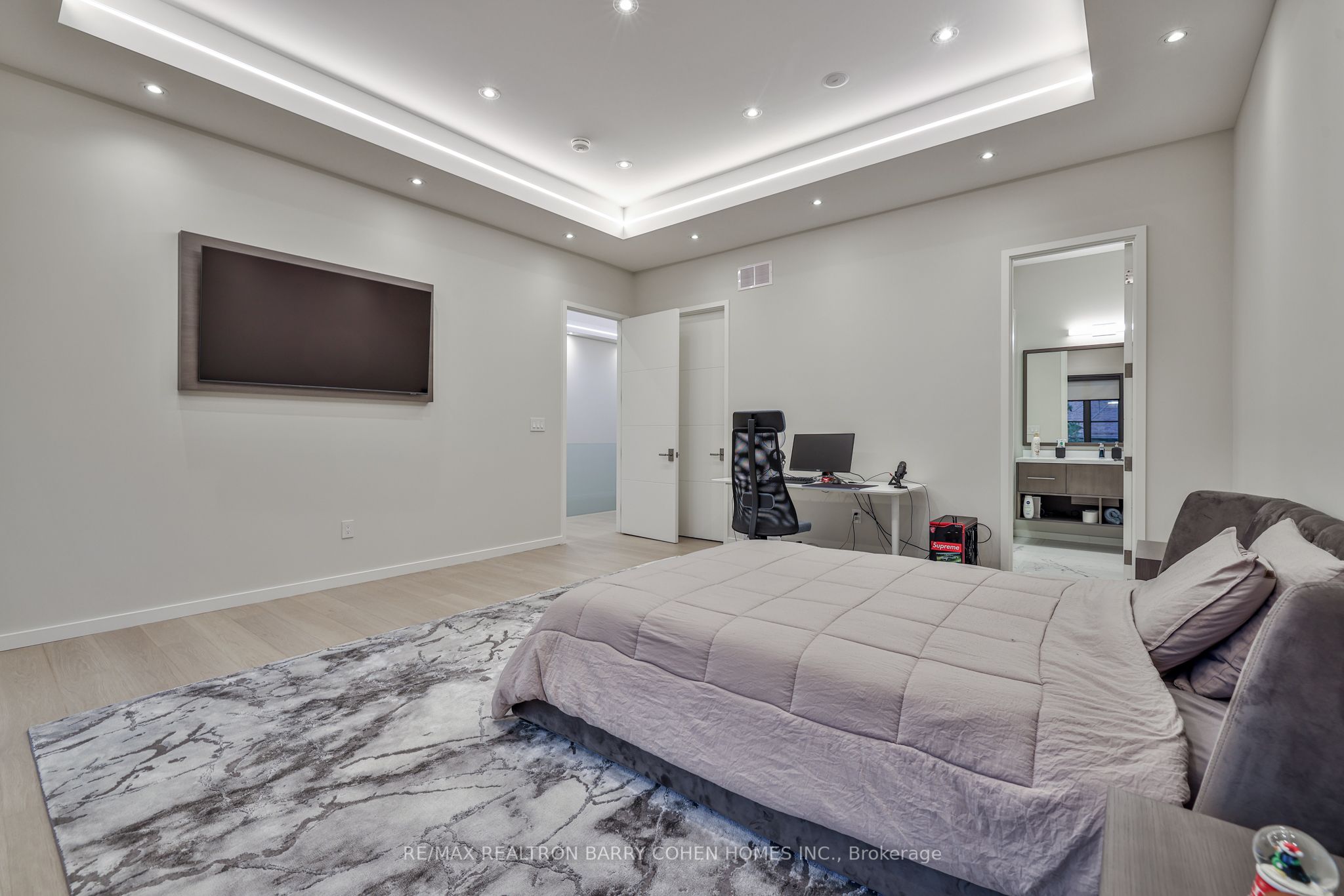 474 Russell Hill Road