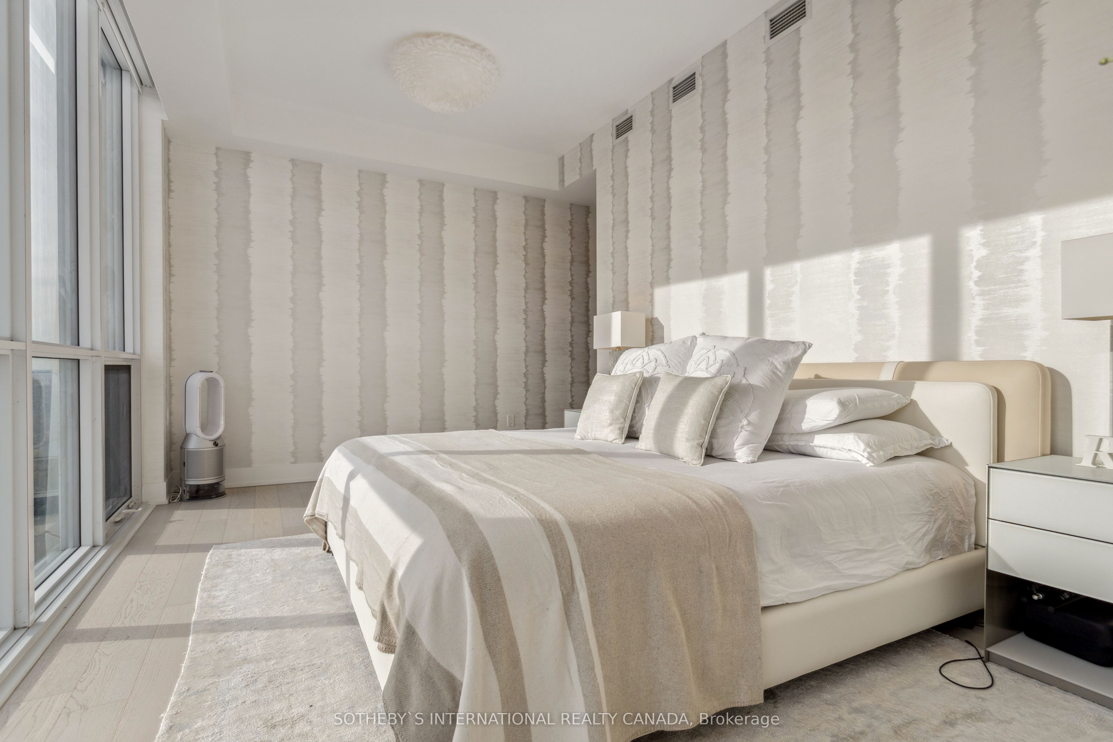 1 Yorkville Avenue #5405