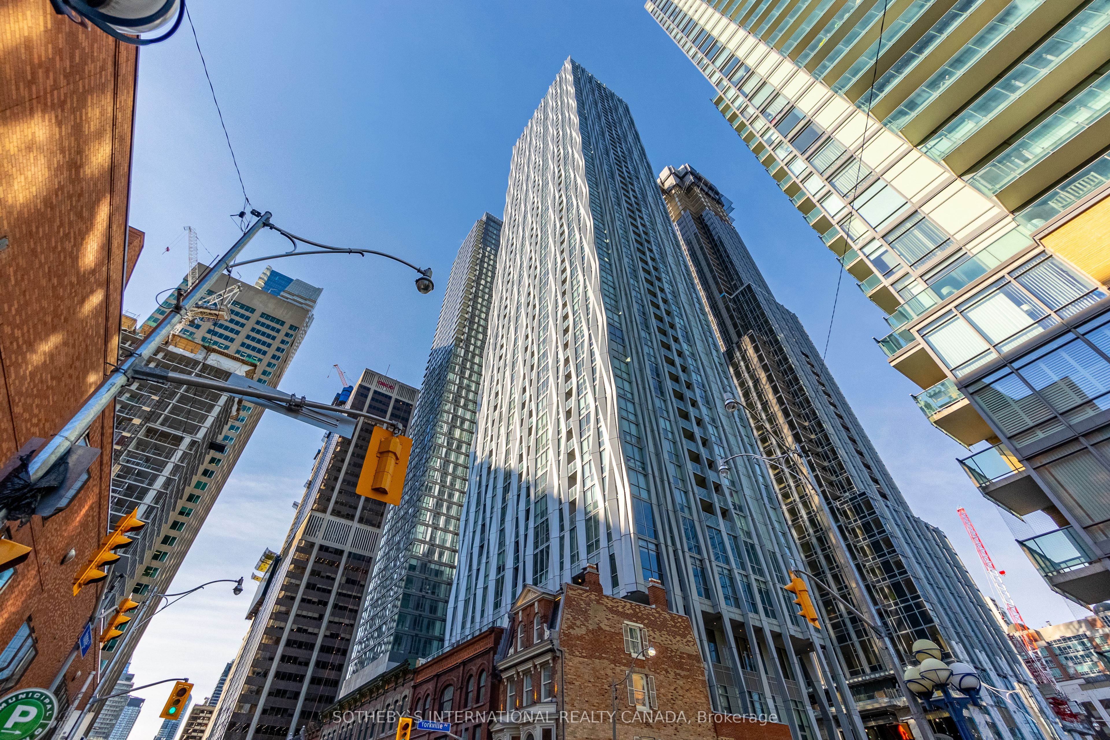 1 Yorkville Avenue #5405