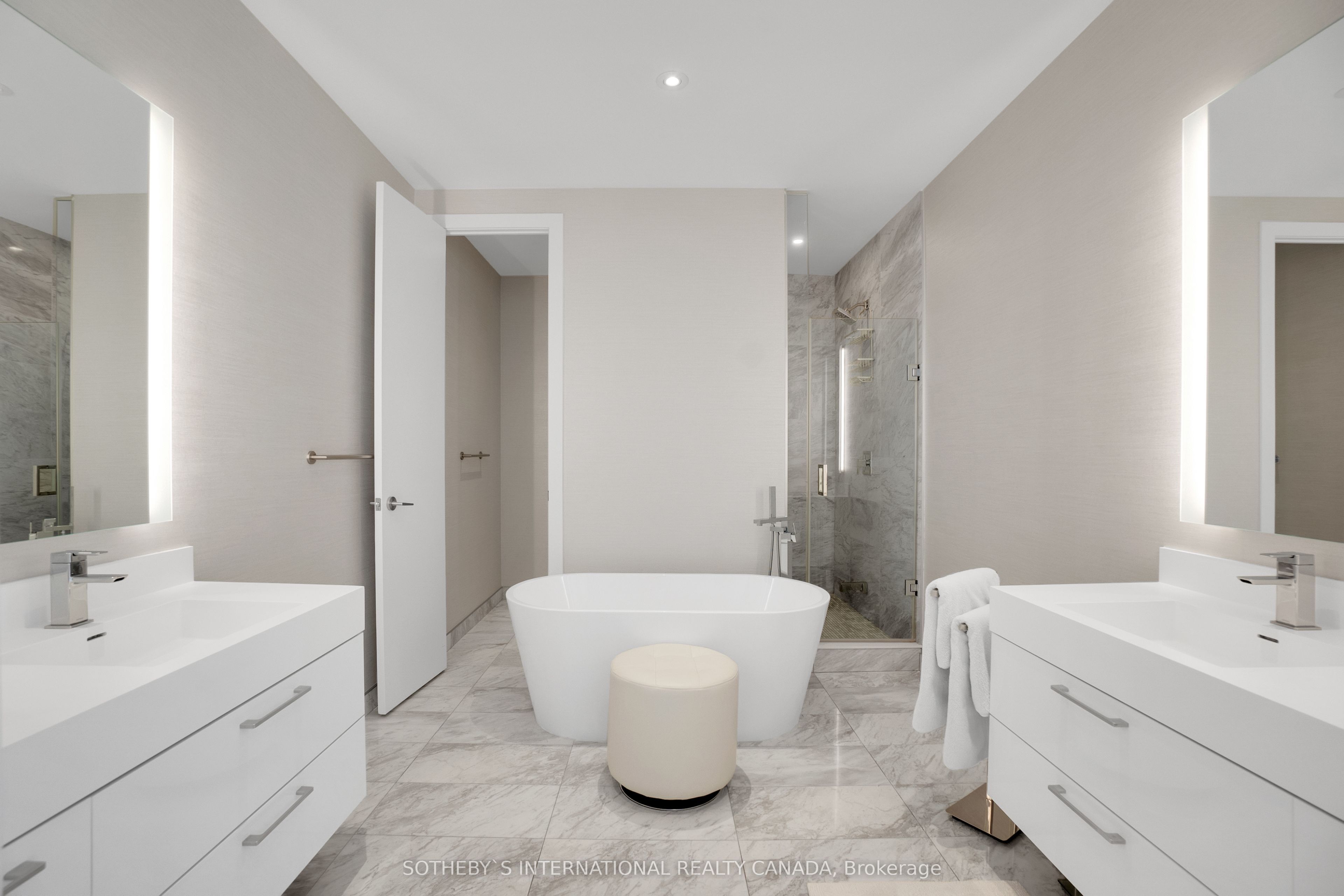 1 Yorkville Avenue #5405