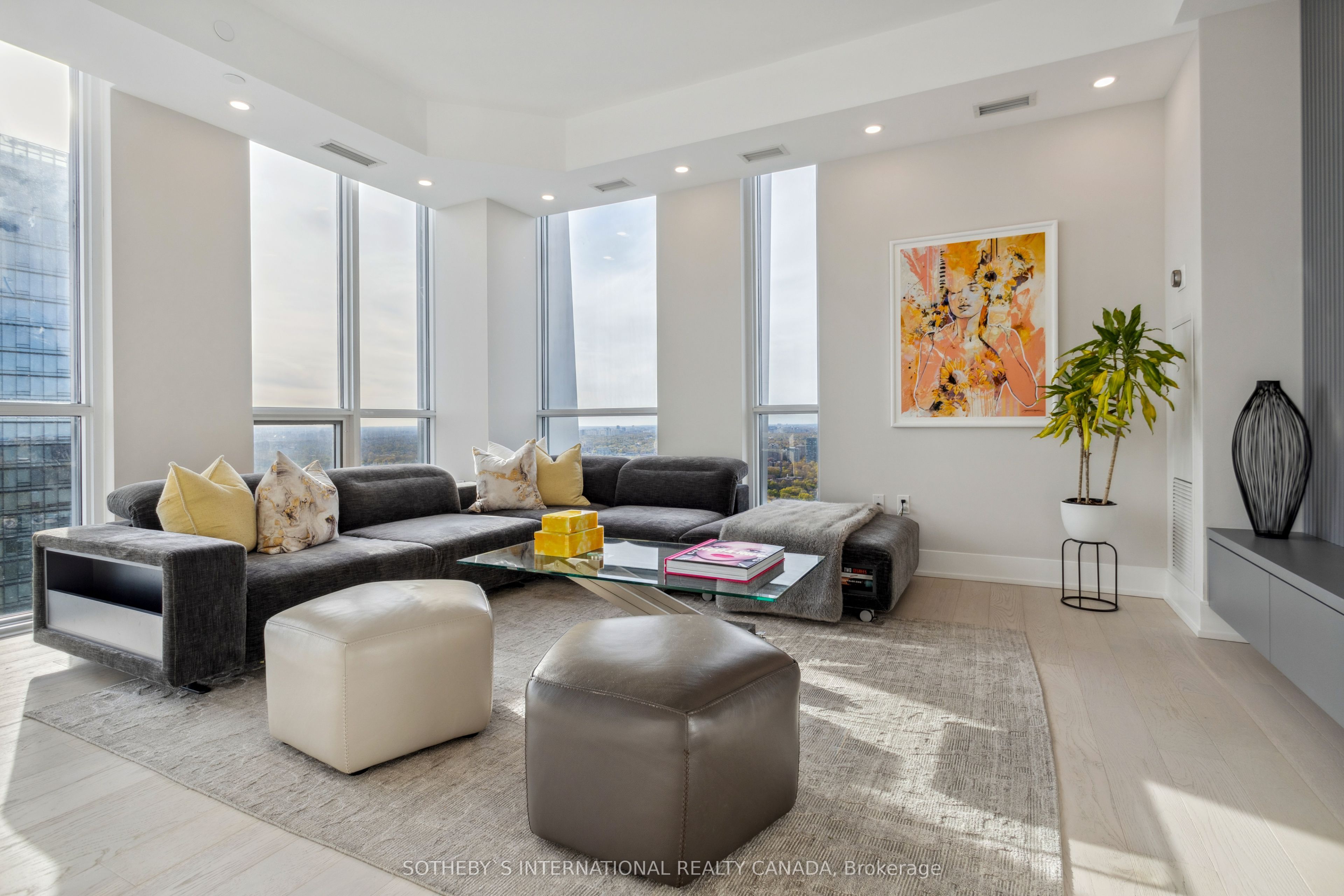 1 Yorkville Avenue #5405