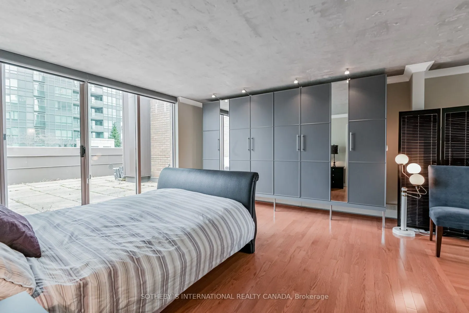 3 Duplex Avenue, #108