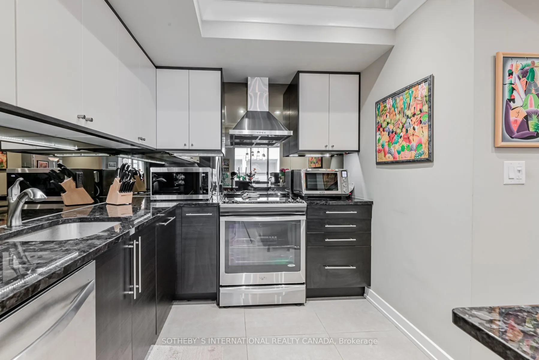 3 Duplex Avenue, #108