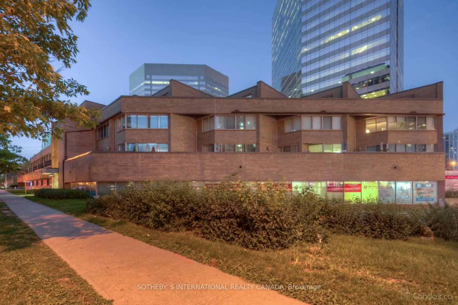 3 Duplex Avenue, #108