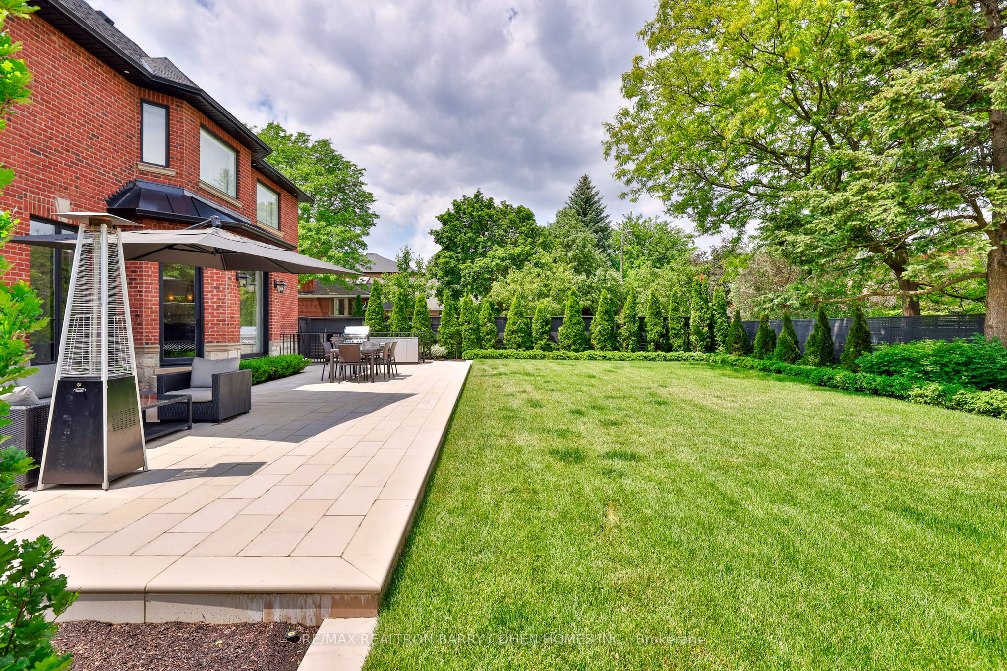 148 Highland Crescent