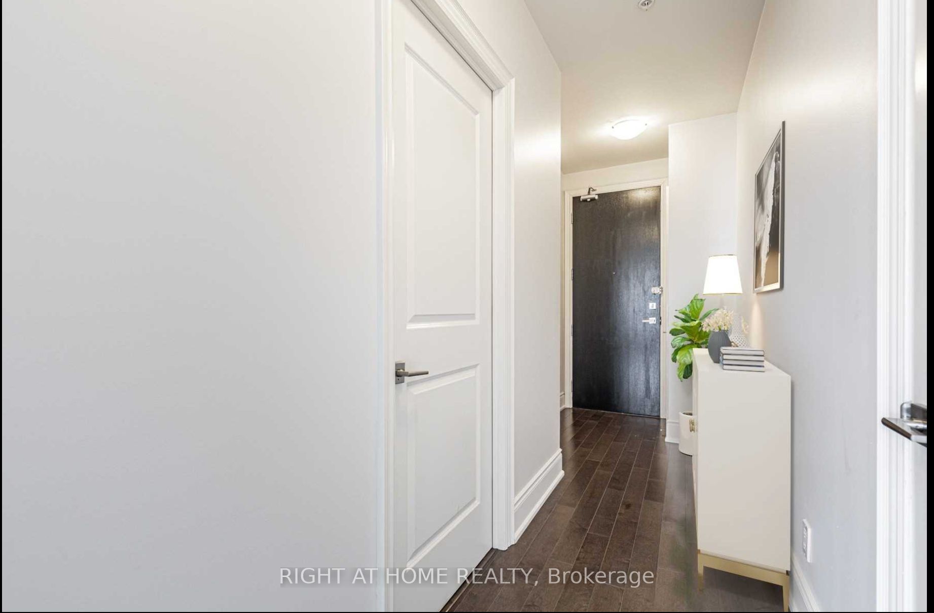 23 Glebe Road W #918