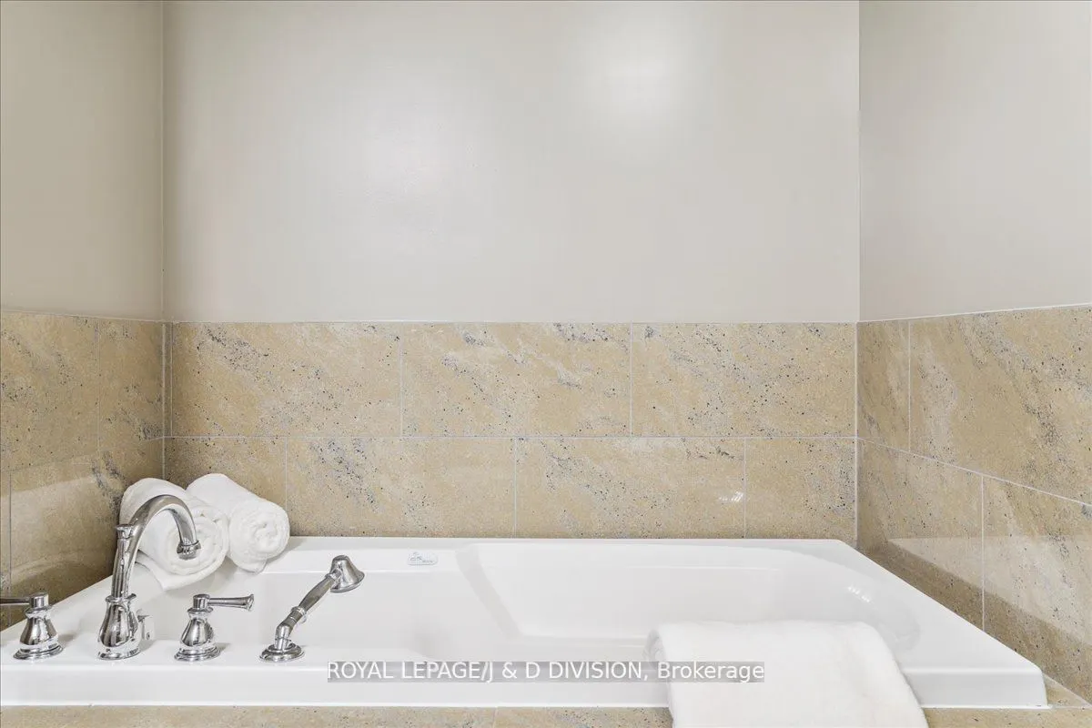 2181 Yonge Street #3402