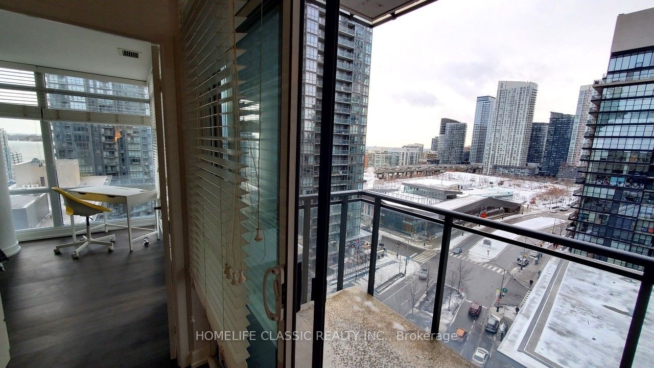 4K Spadina Avenue, #1220