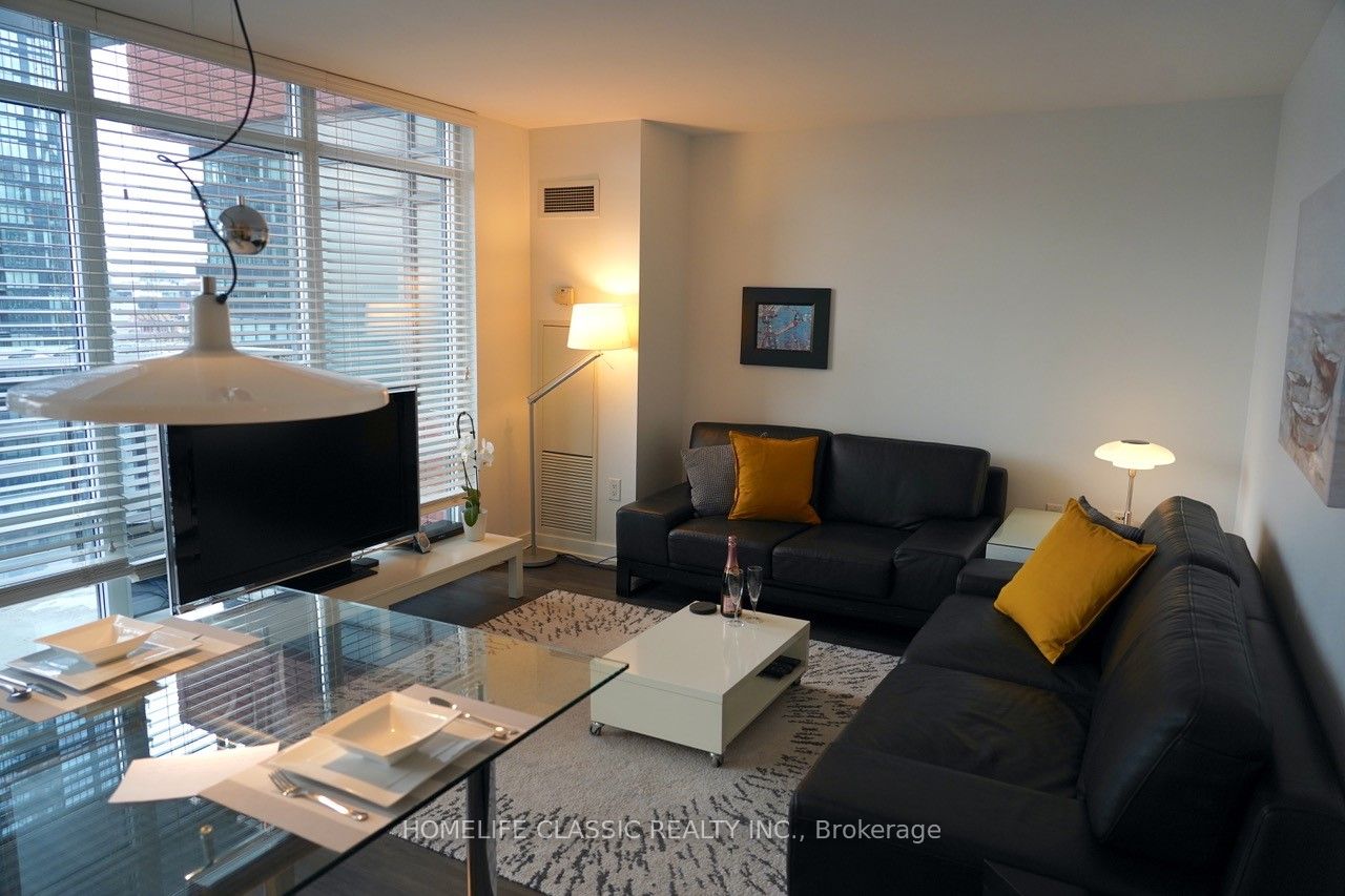 4K Spadina Avenue, #1220