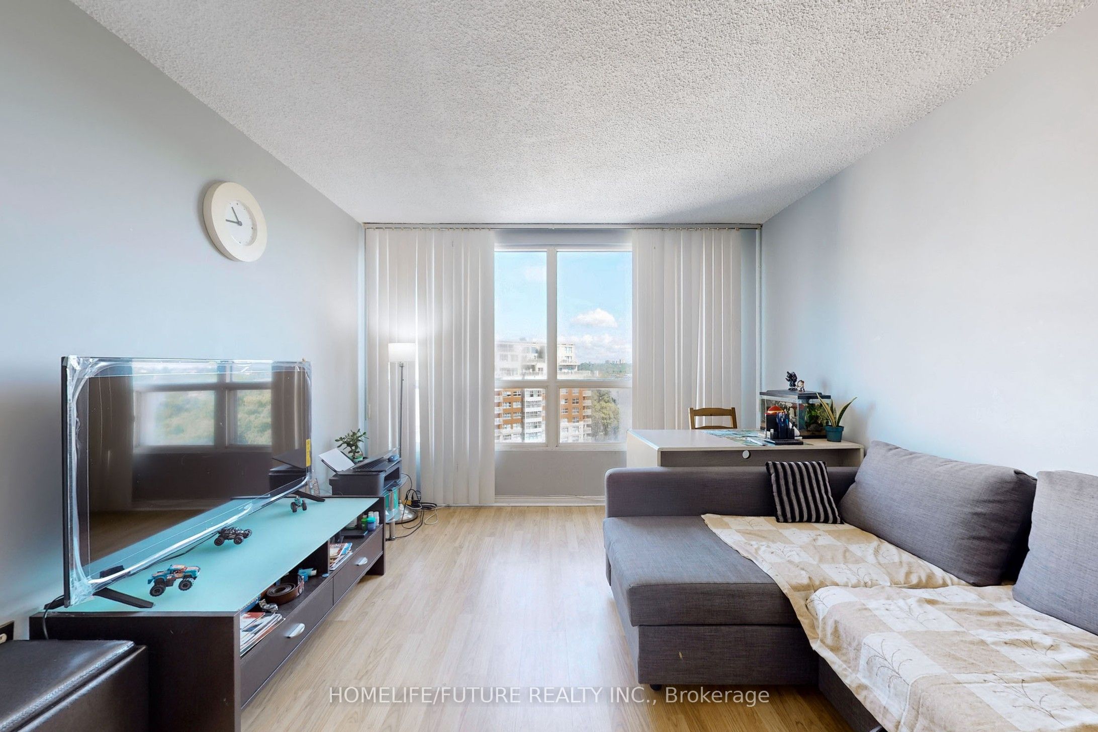 7 Concorde Place #909