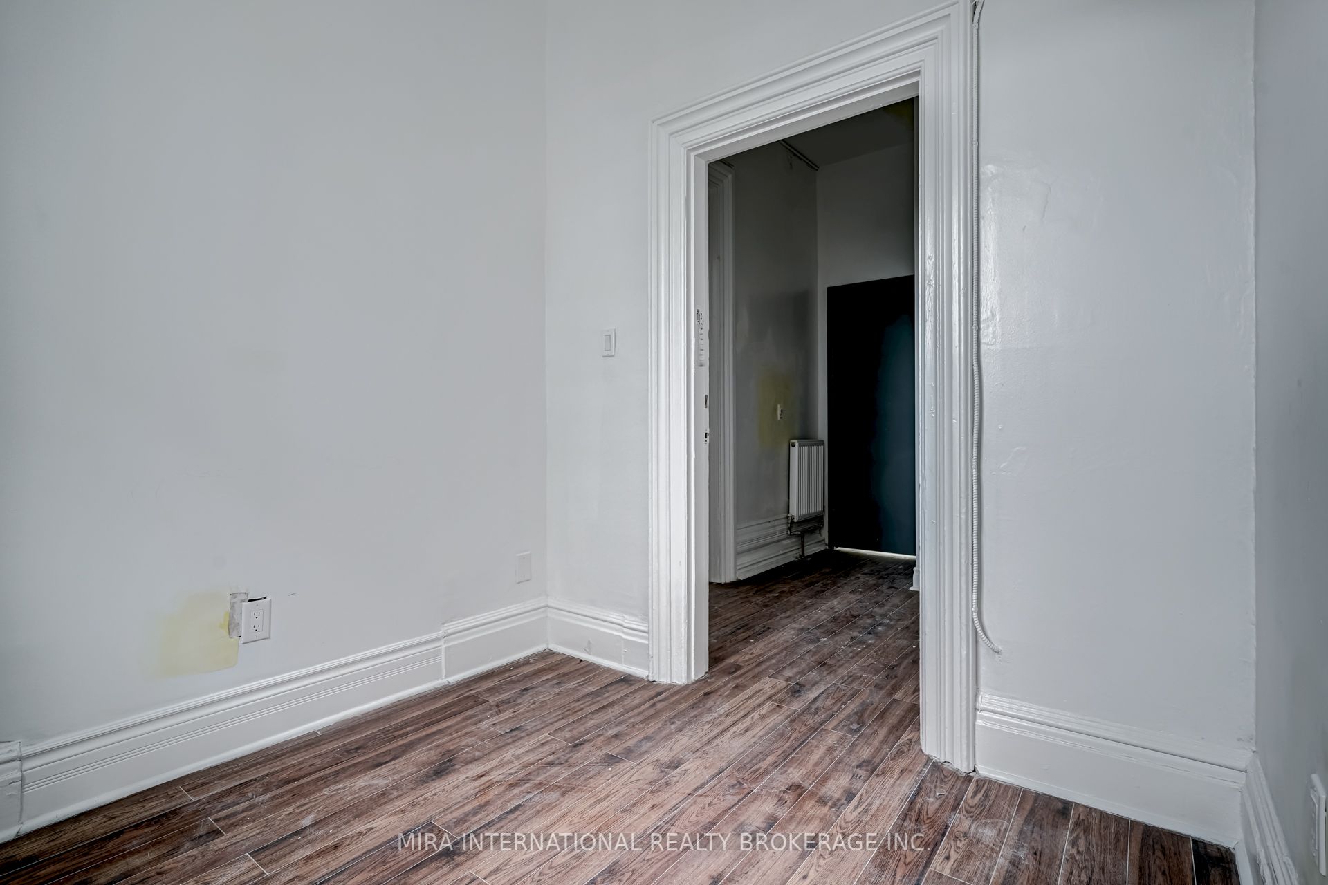 180 Sherbourne Street, #301