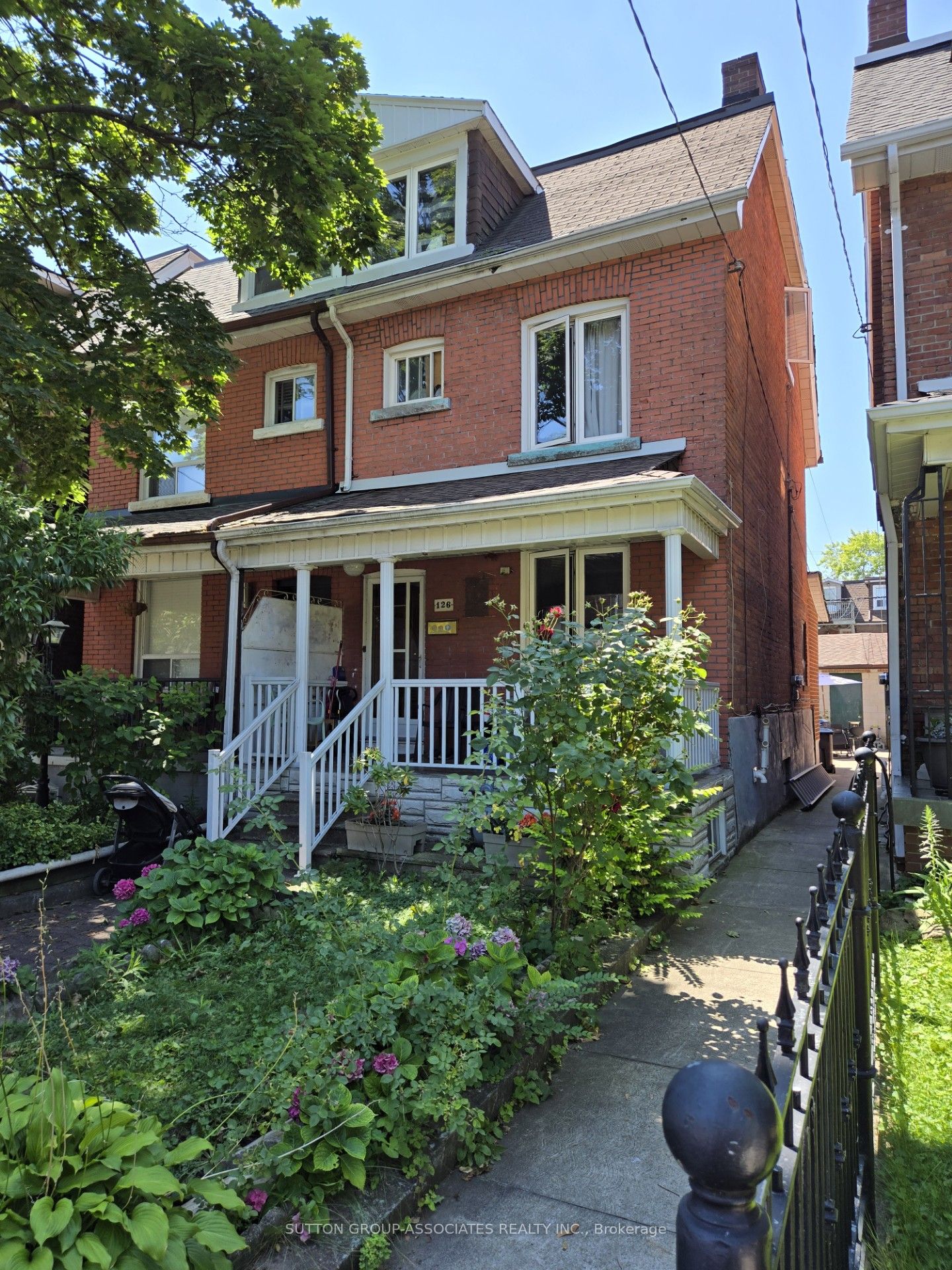126 Grace Street