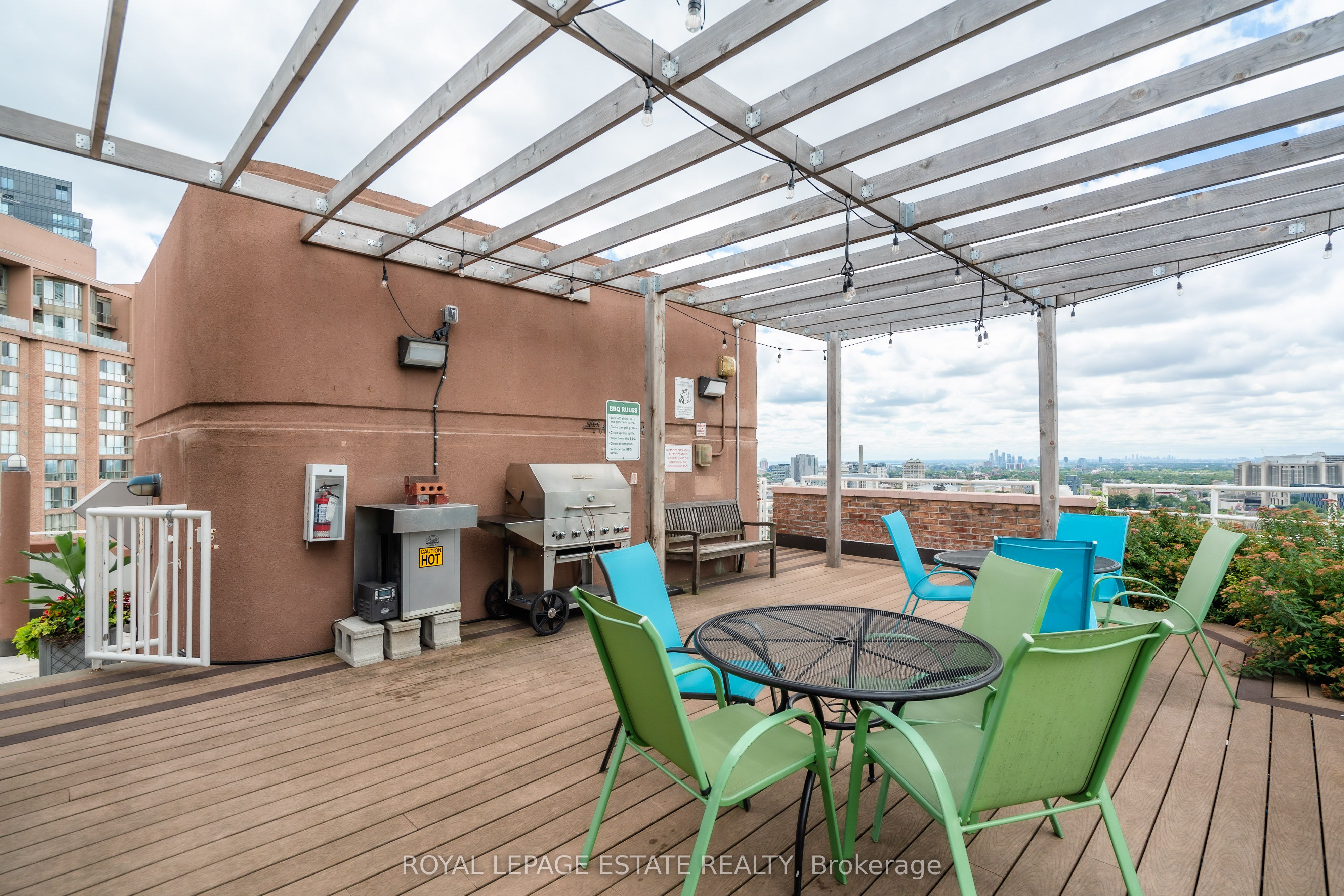 1055 Bay Street, #205