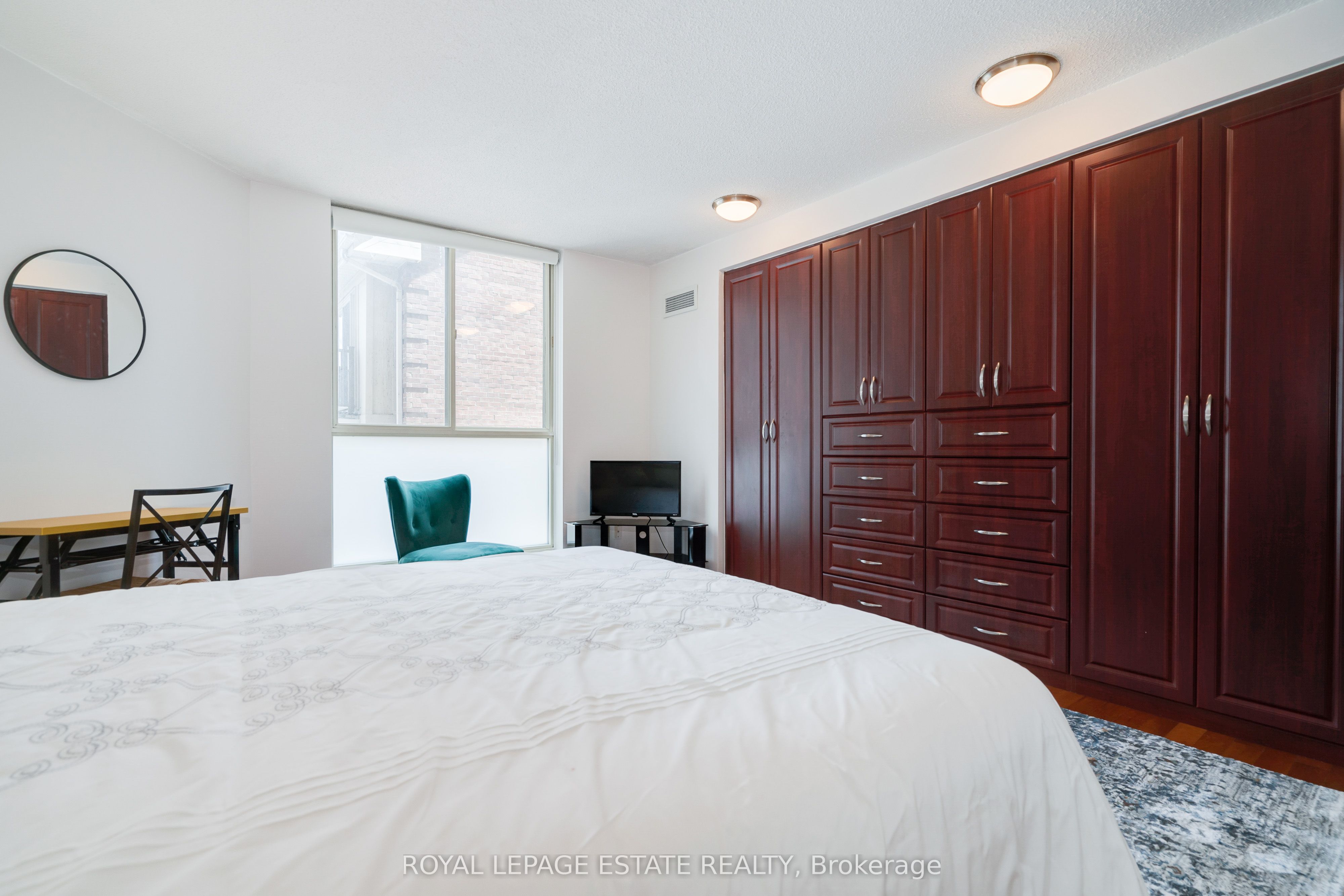 1055 Bay Street, #205