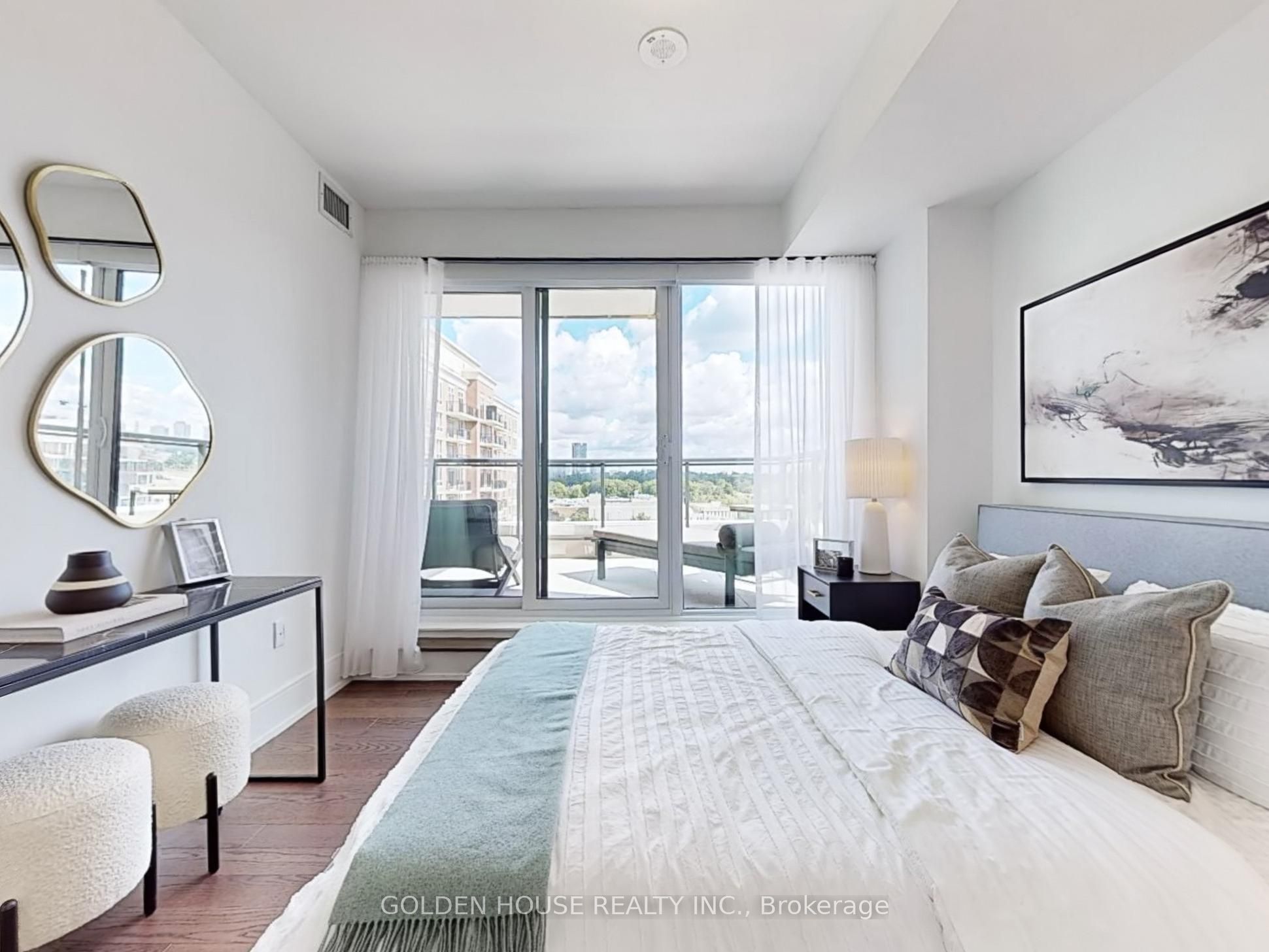 30 Inn On the Park Drive, #903